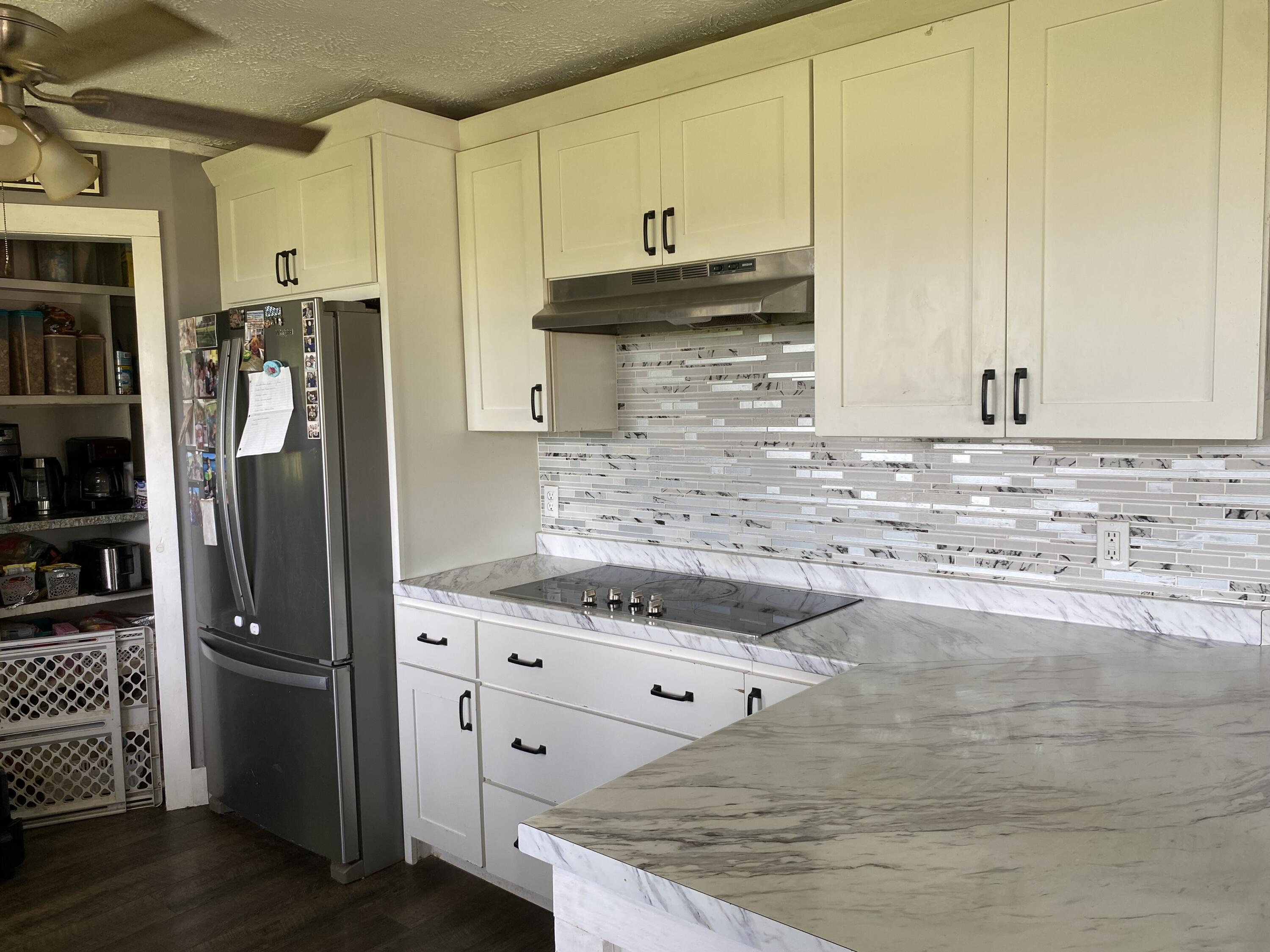 main property photo 62