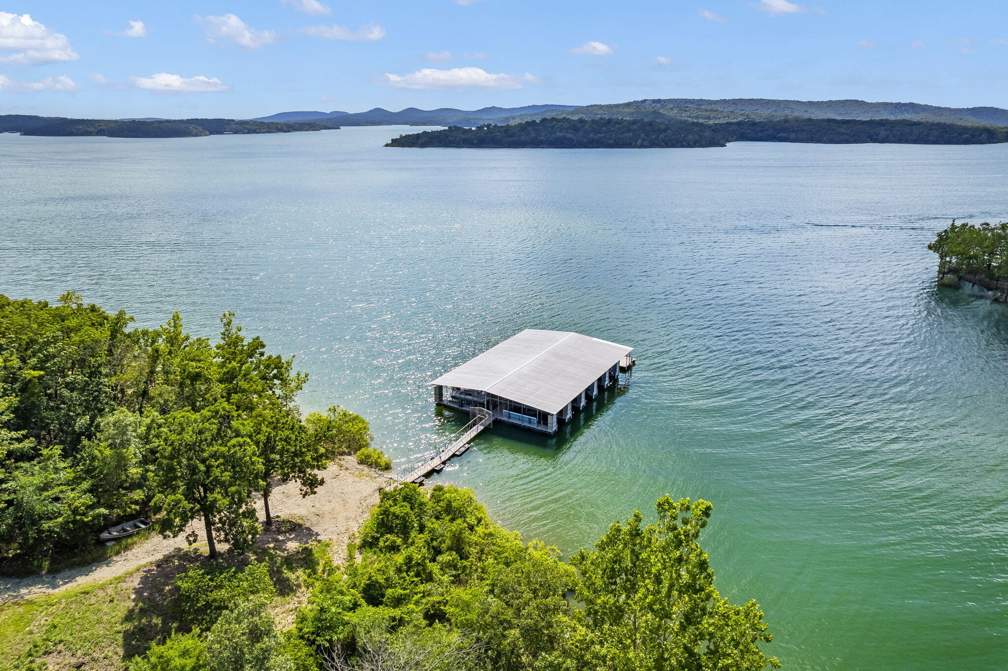 main property photo 51