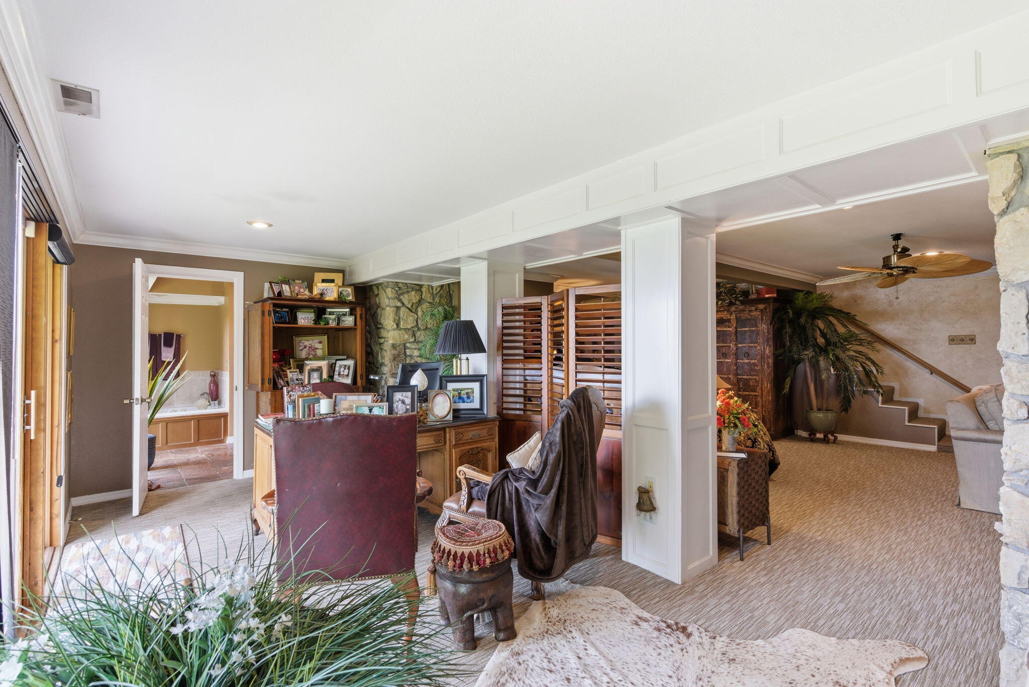 main property photo 46