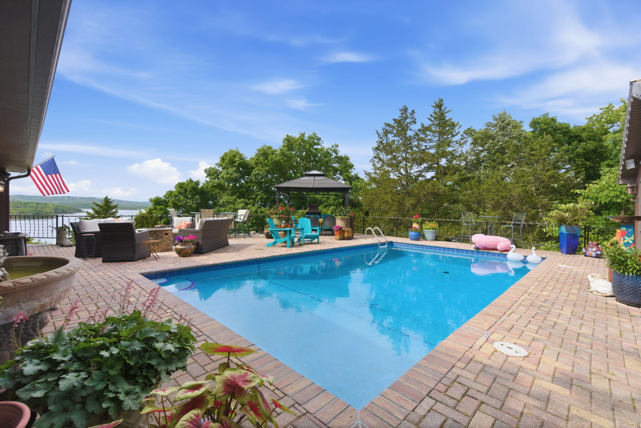 main property photo 66