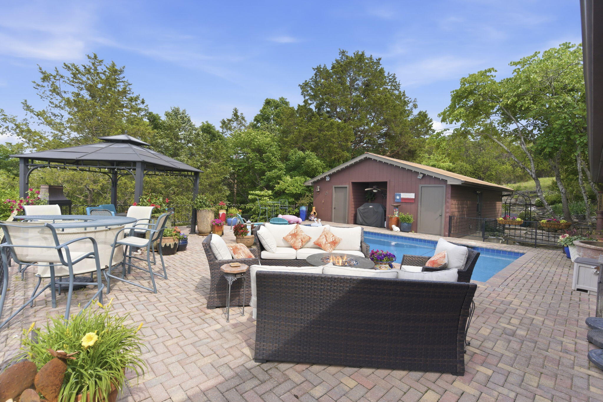 main property photo 72