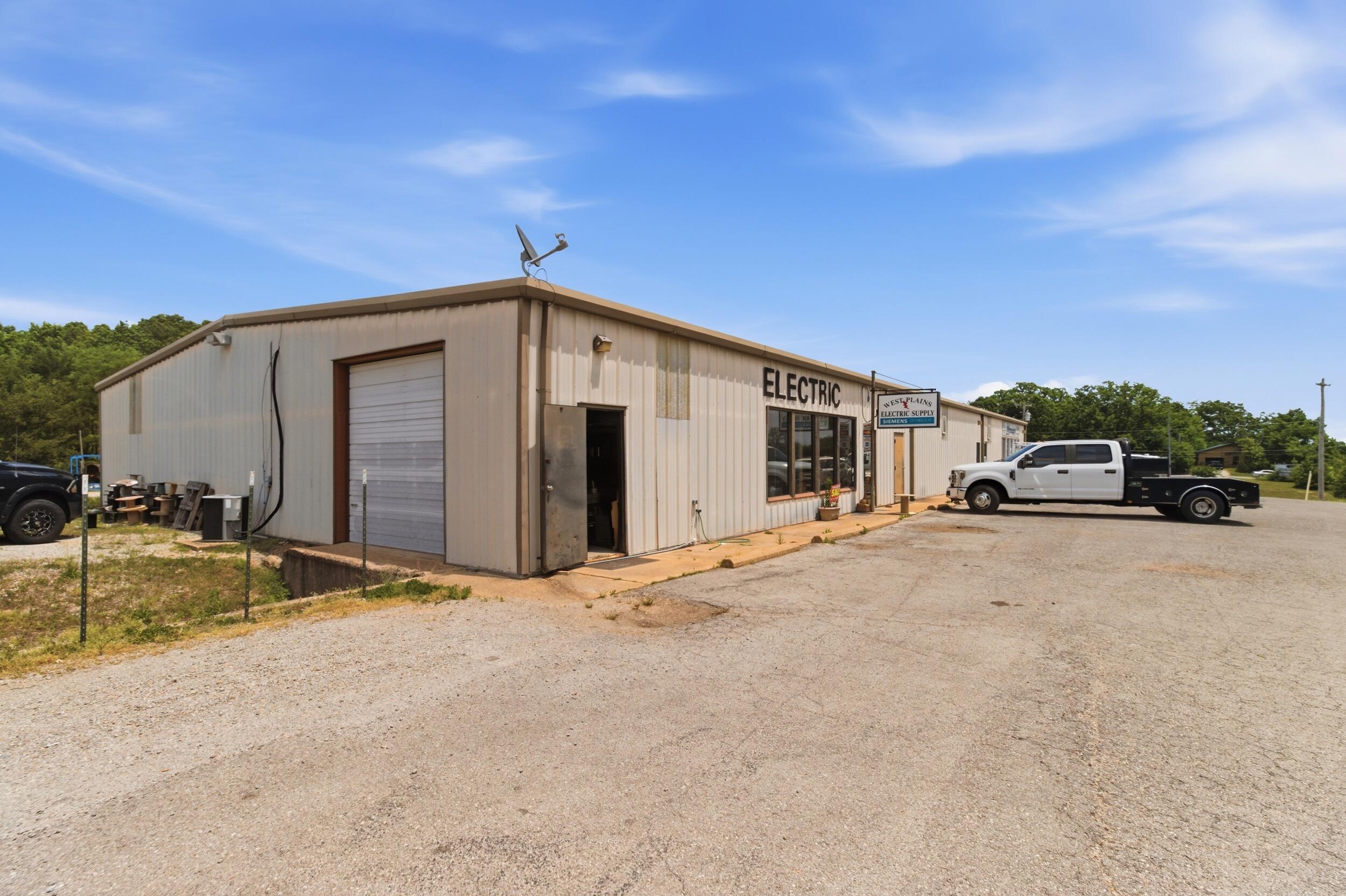 main property photo 12