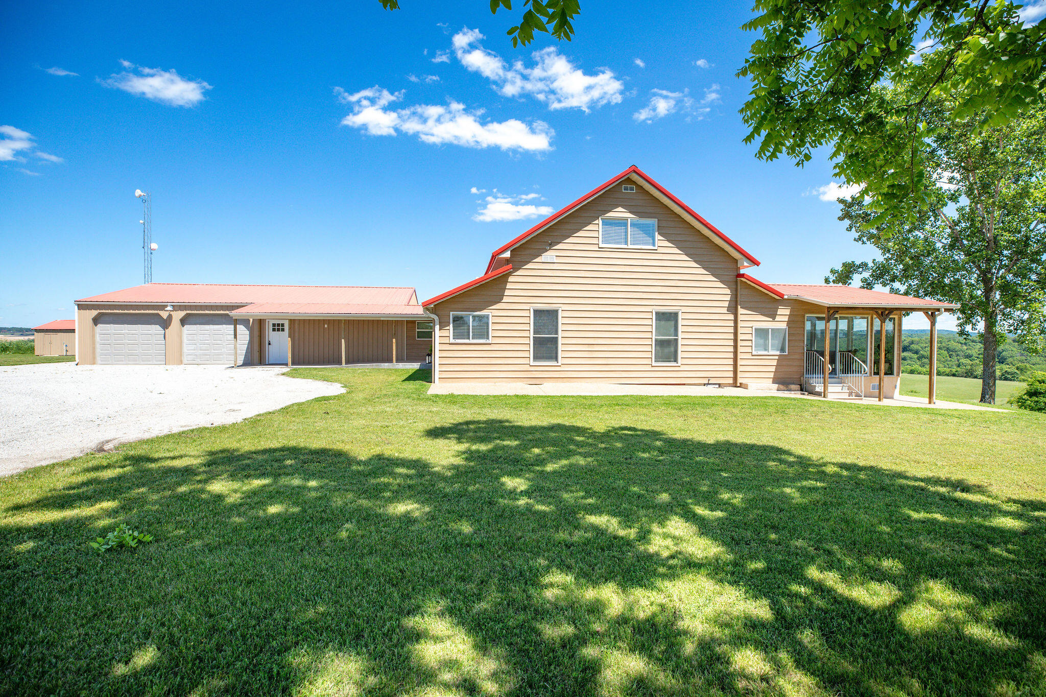 main property photo 37