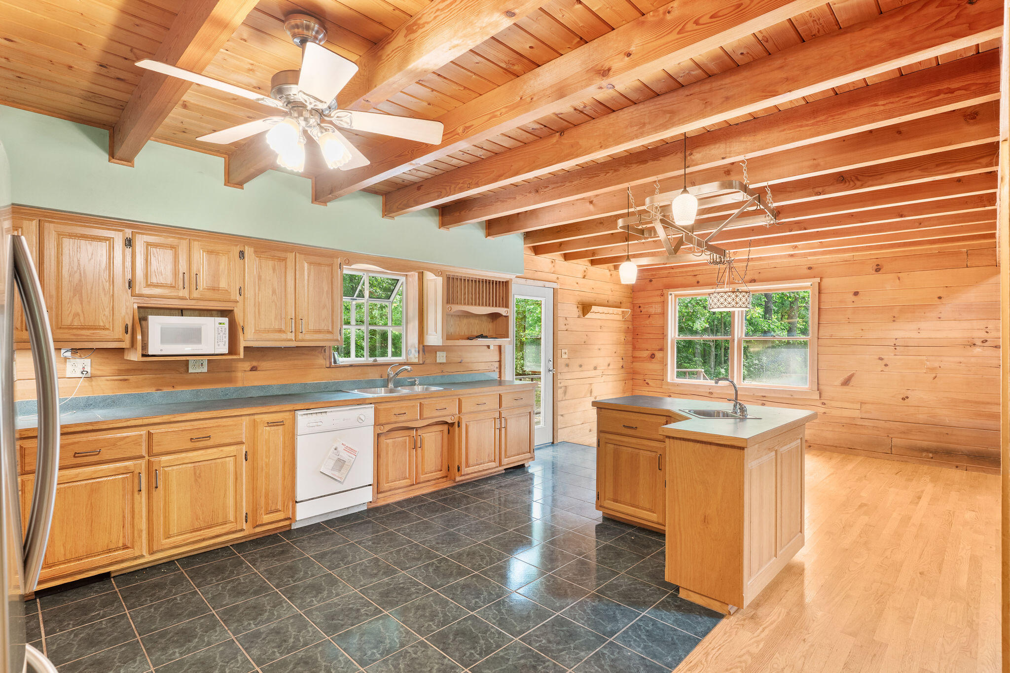 main property photo 39