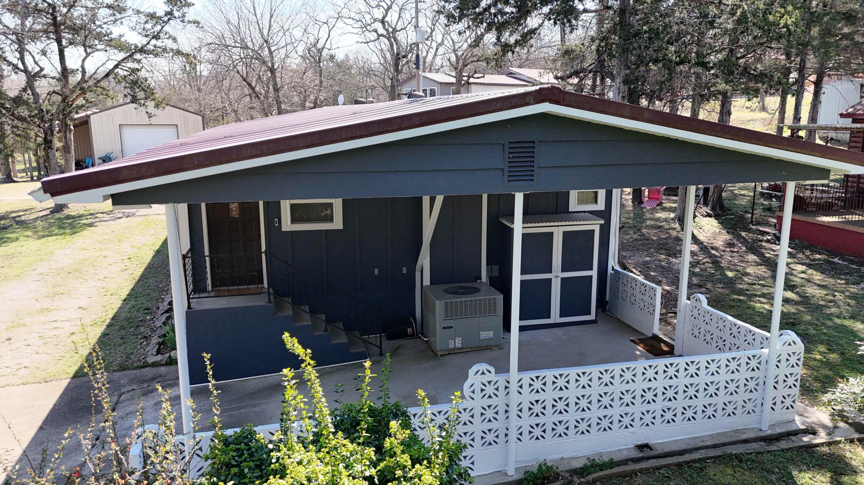 main property photo 7