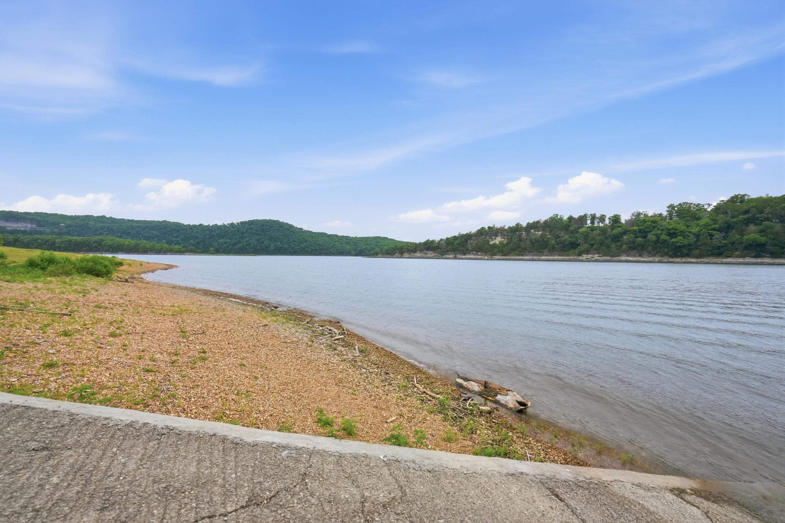 main property photo 50