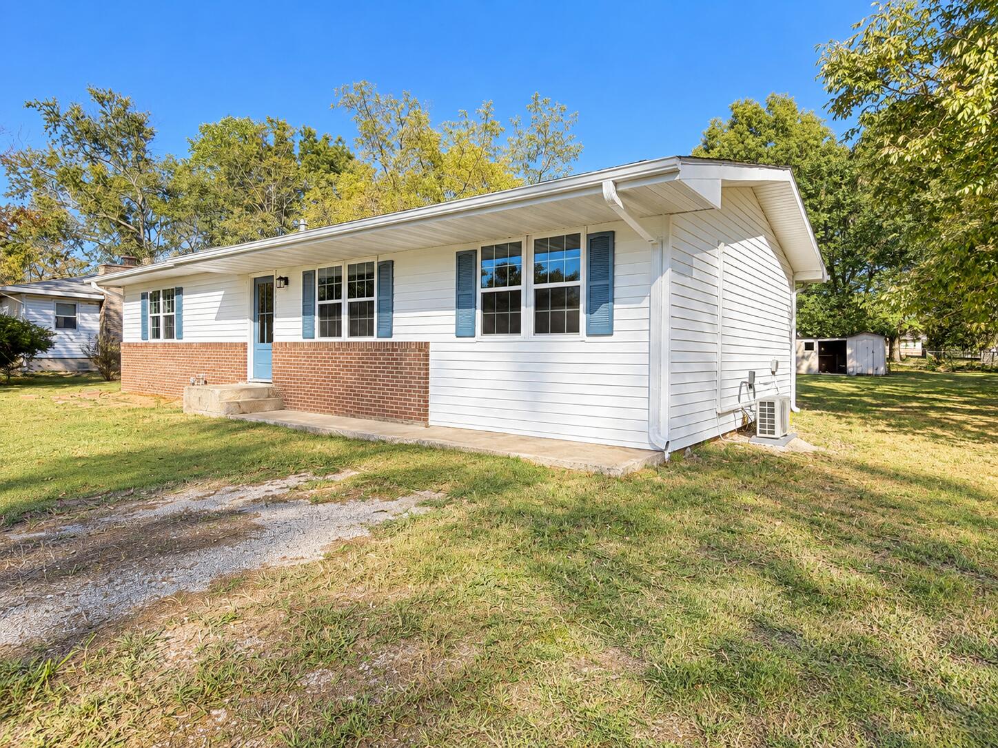 main property photo 45