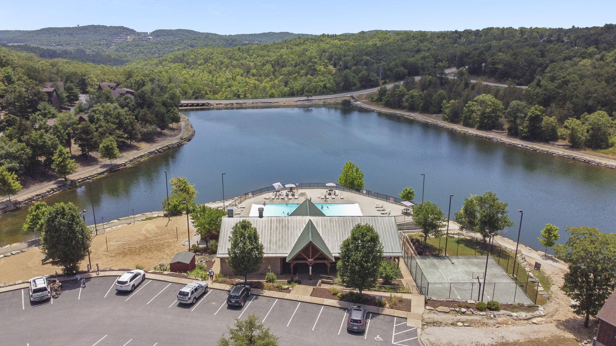 main property photo 40