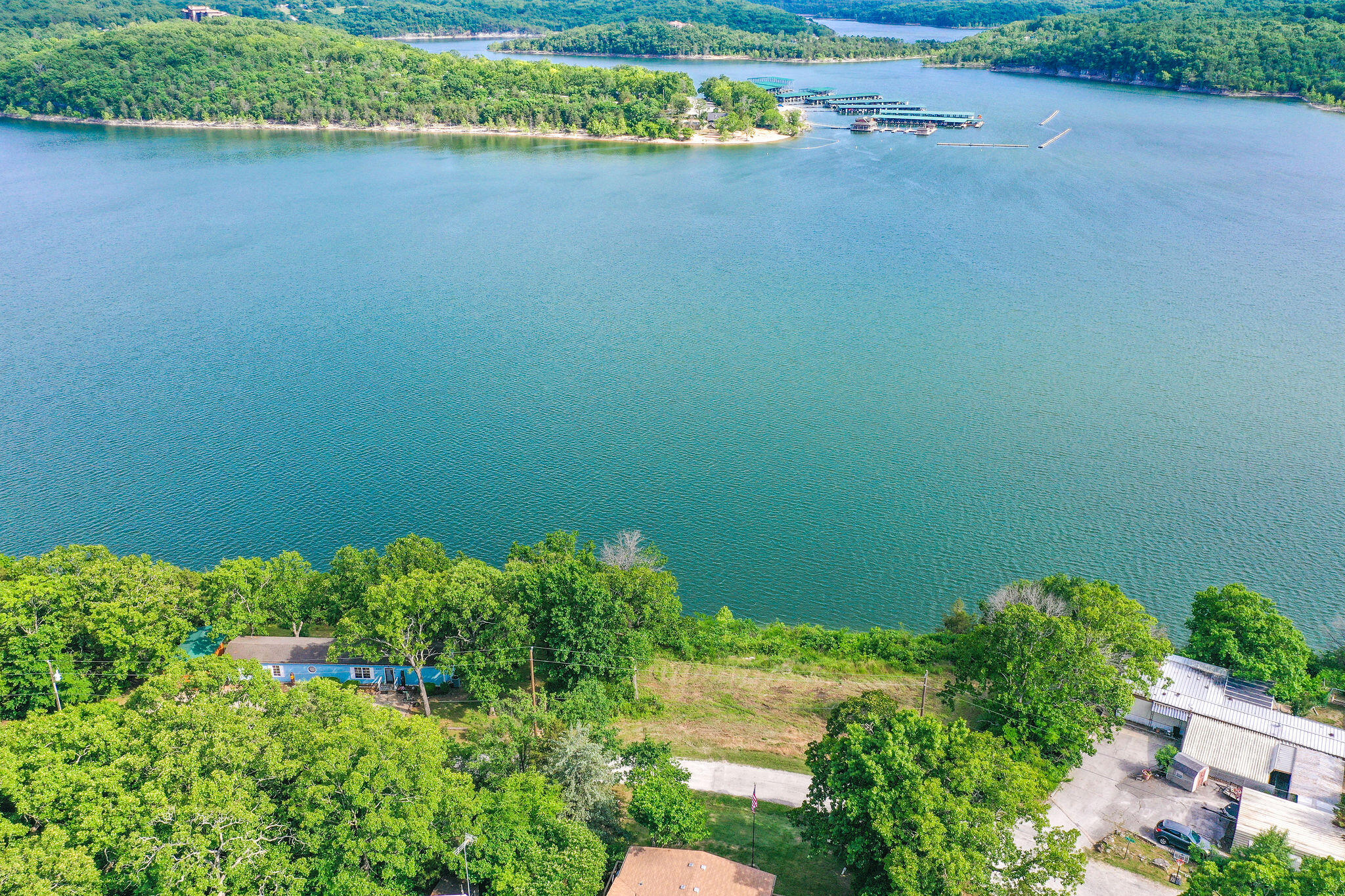 main property photo 16