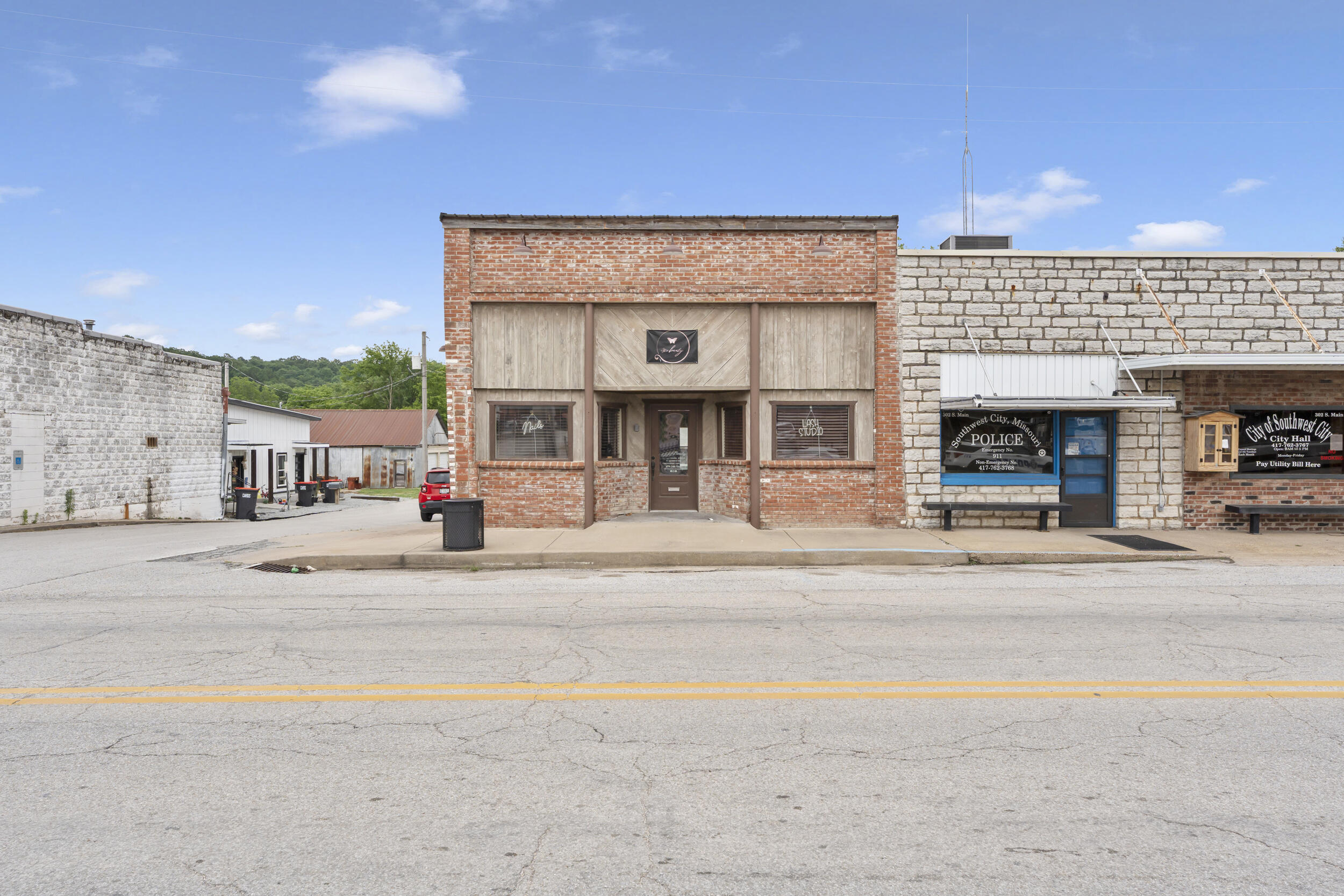 main property photo 1