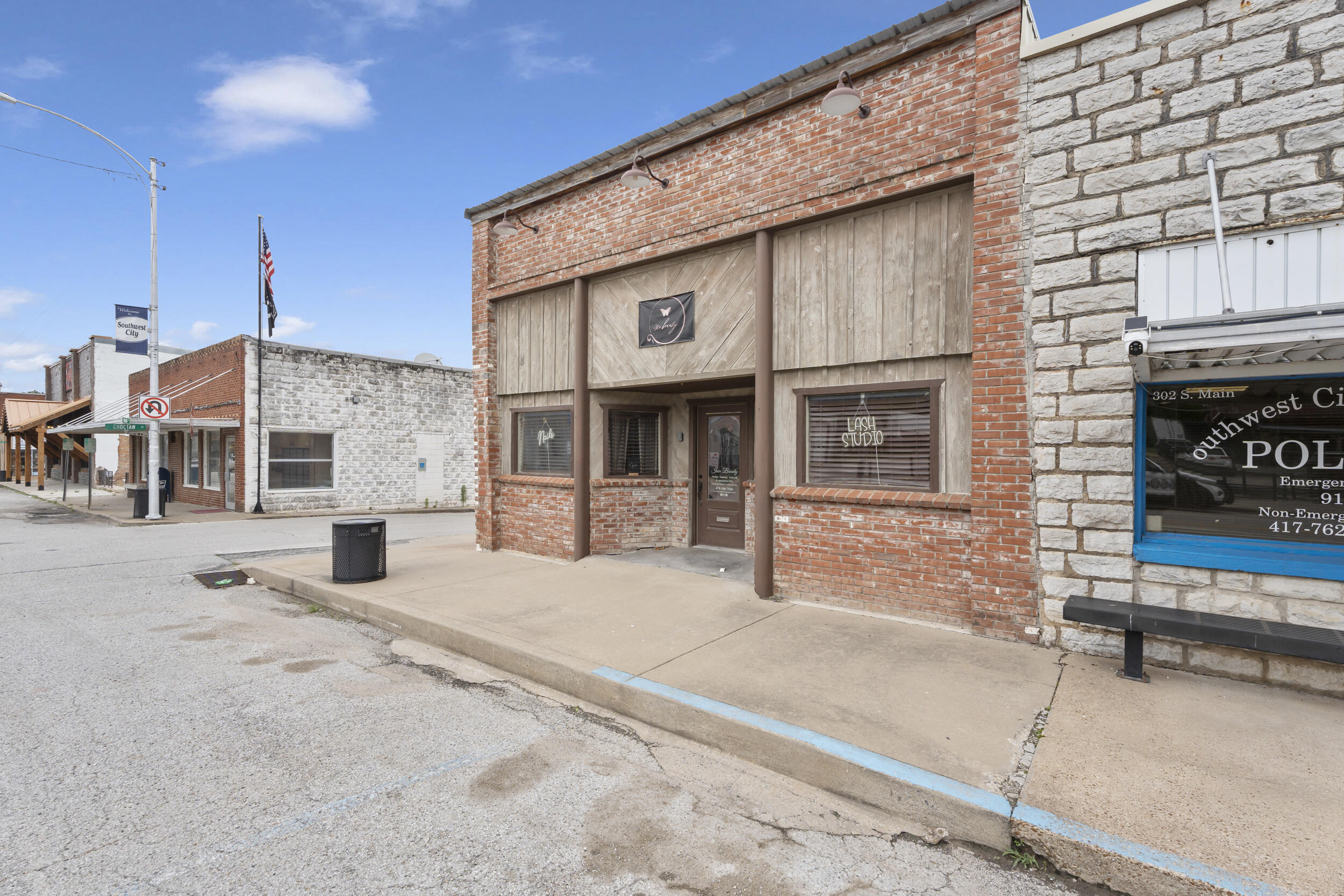 main property photo 2