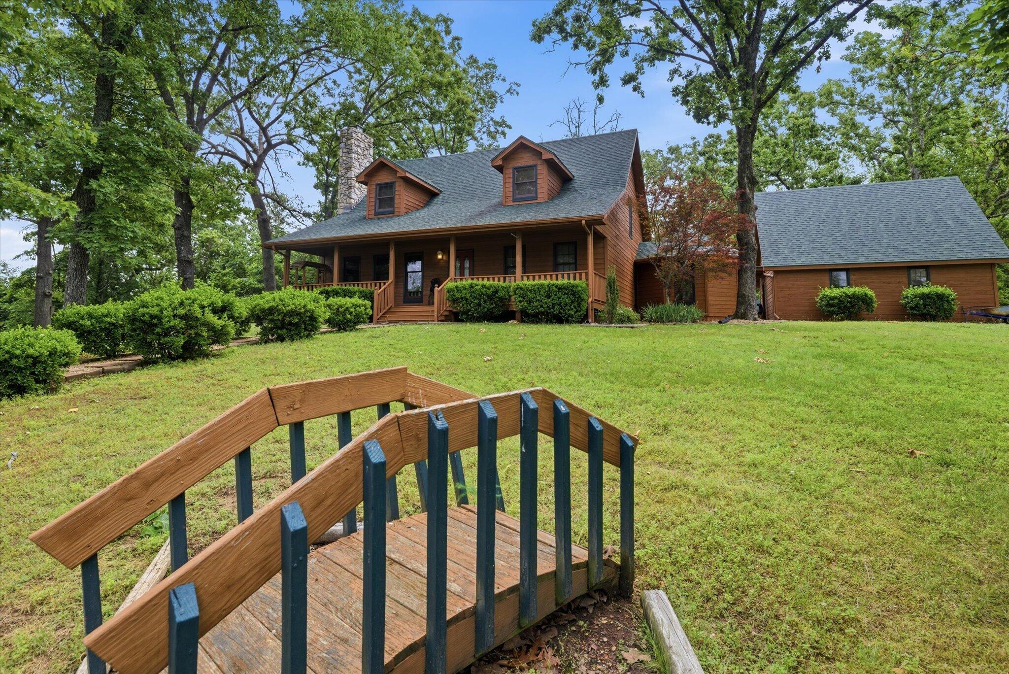 main property photo 10