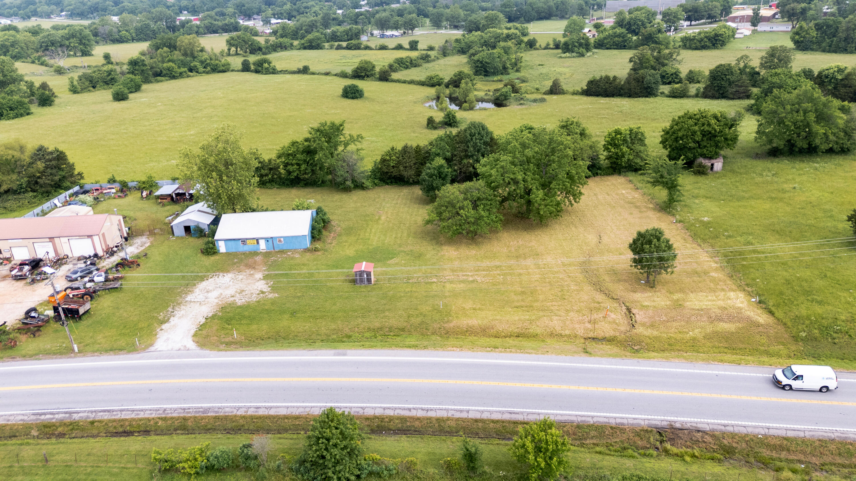 main property photo 7
