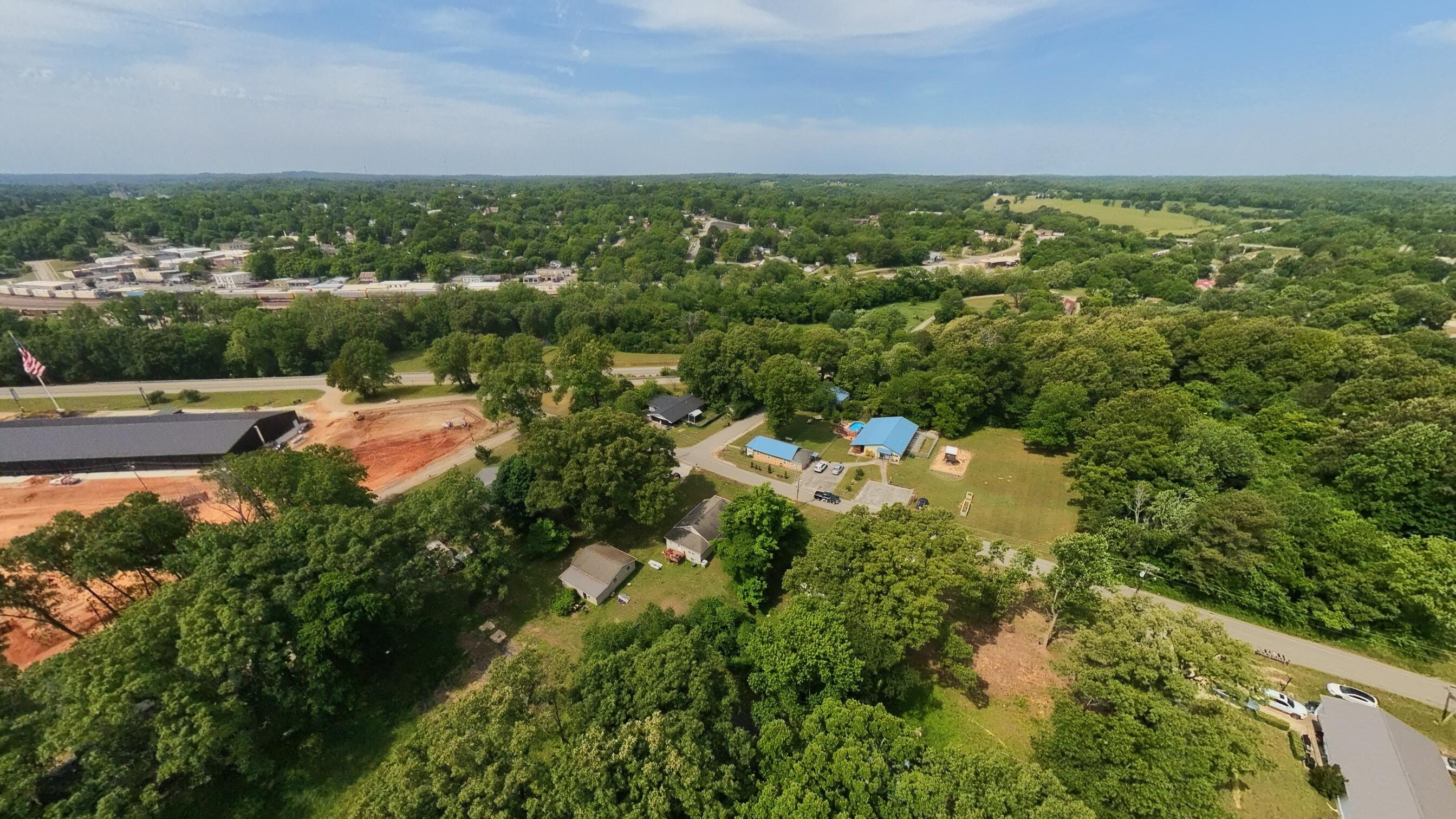 main property photo 23