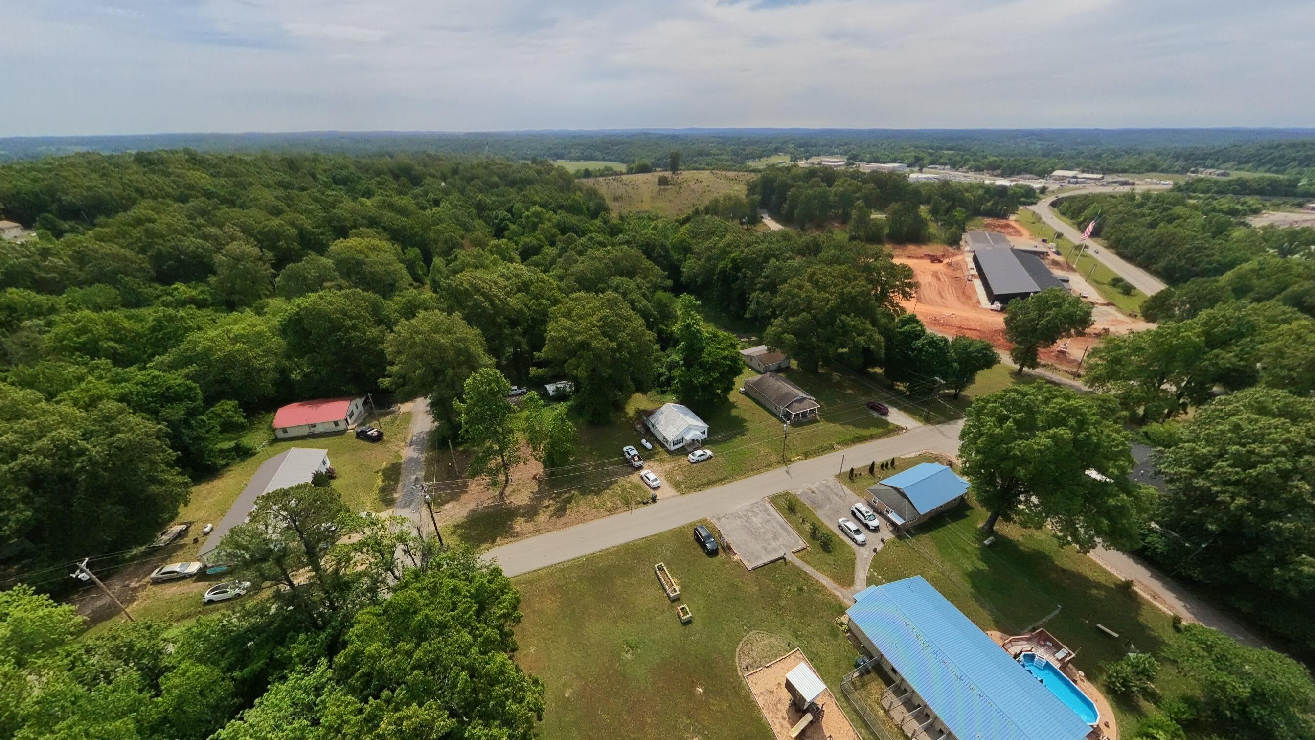 main property photo 25