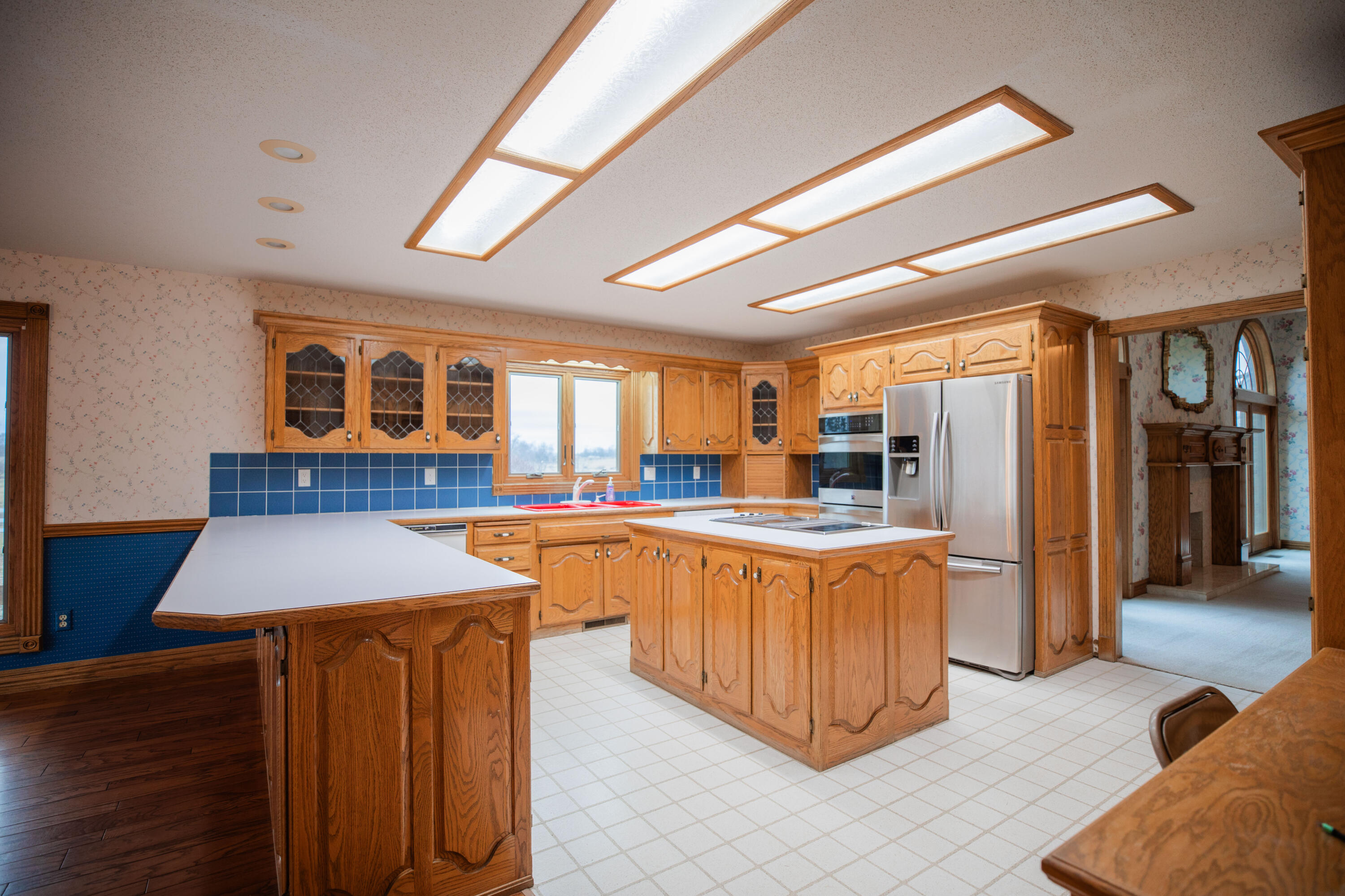 main property photo 12