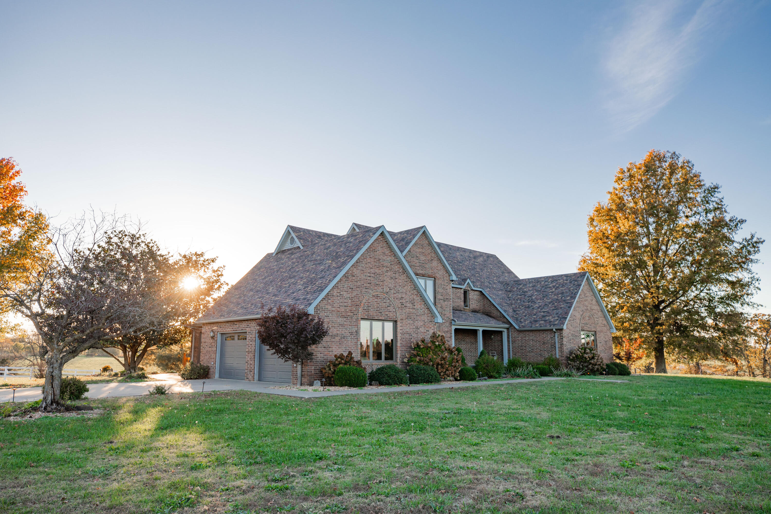 main property photo 40