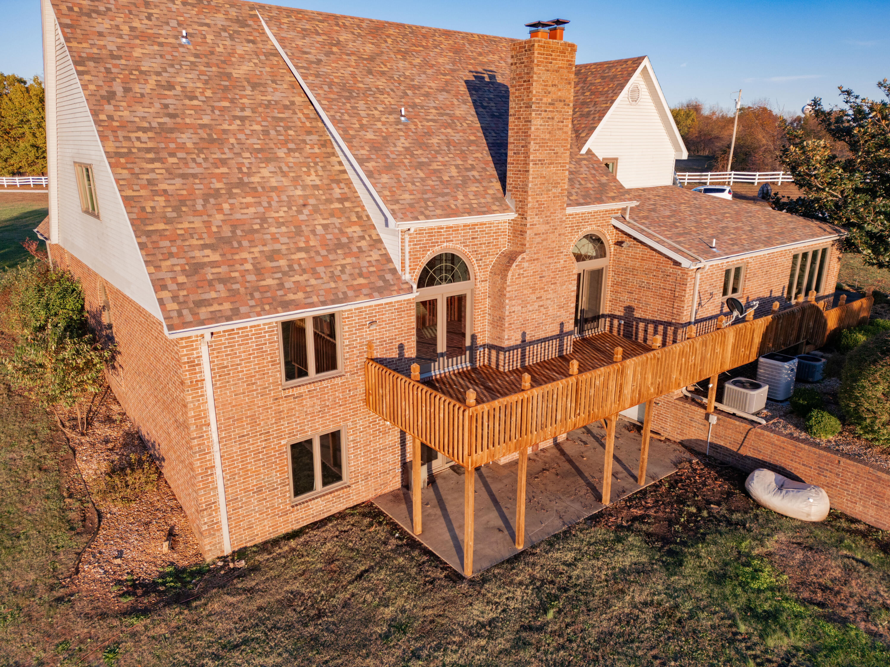 main property photo 50