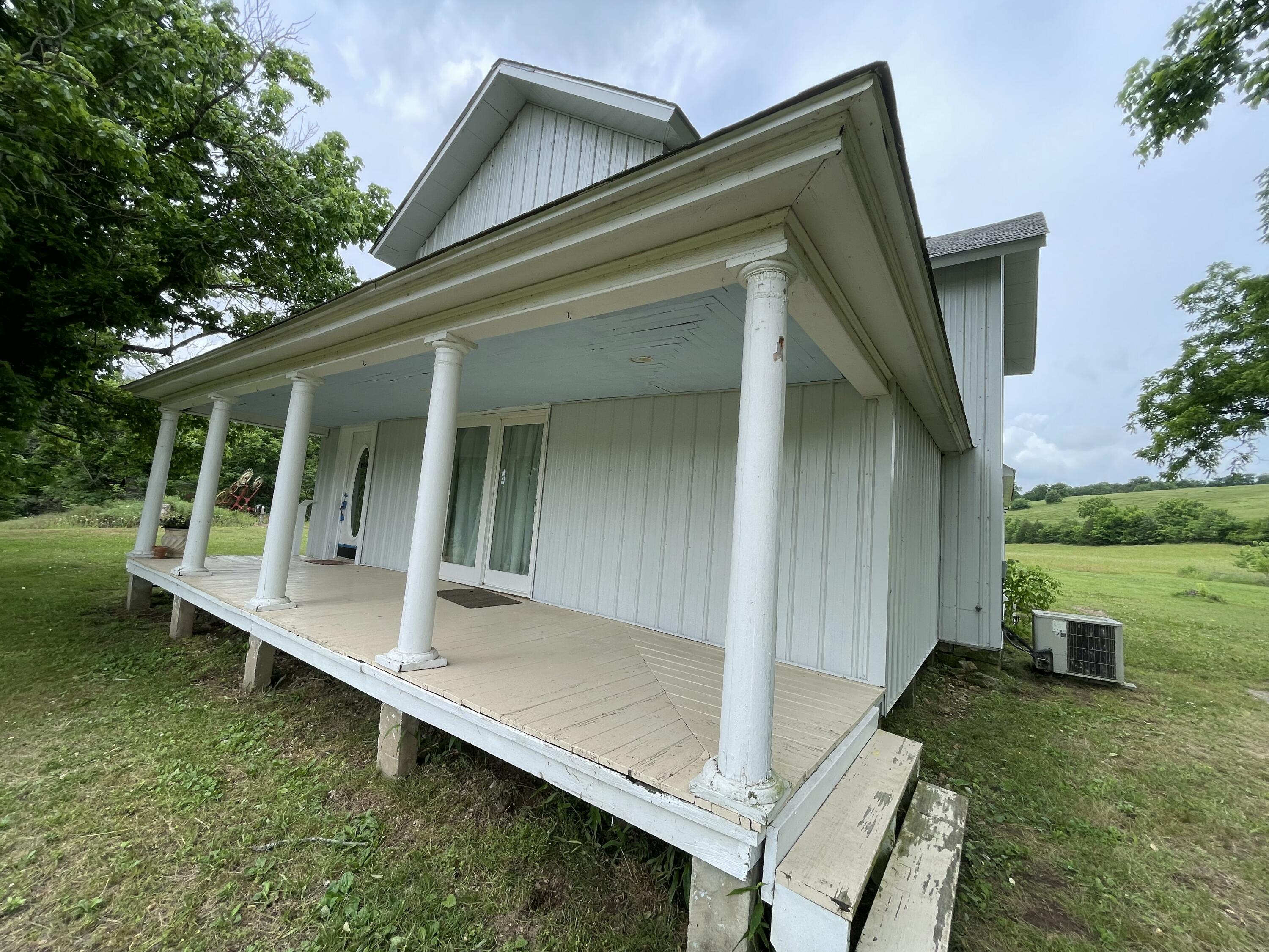 main property photo 13