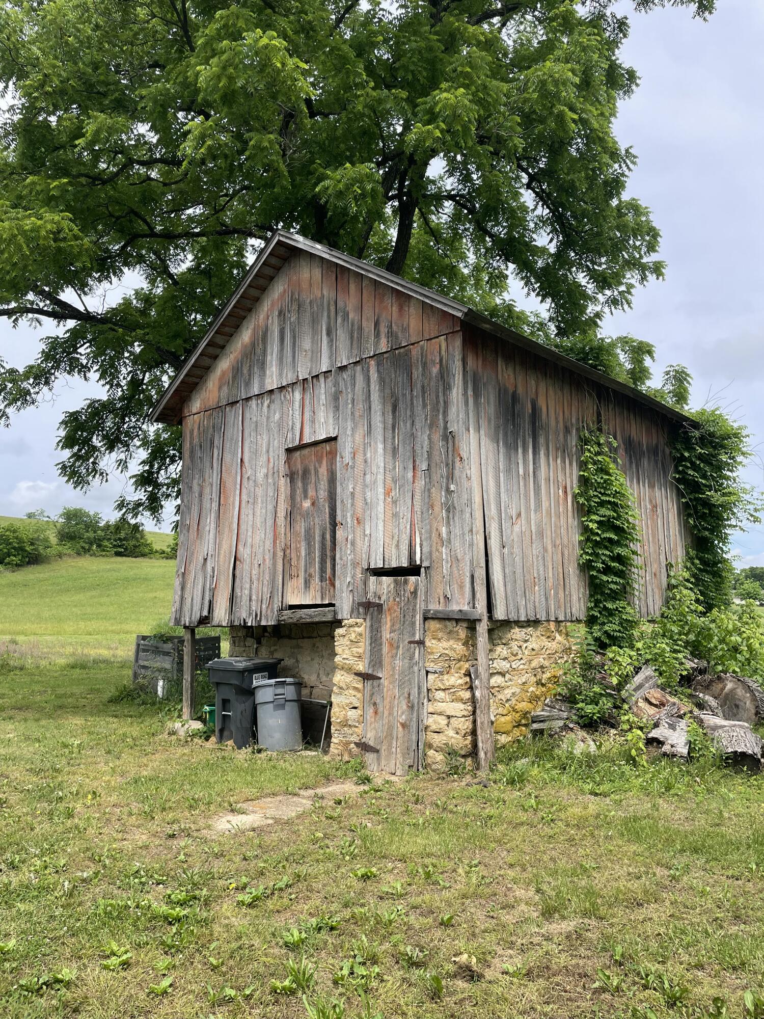 main property photo 18