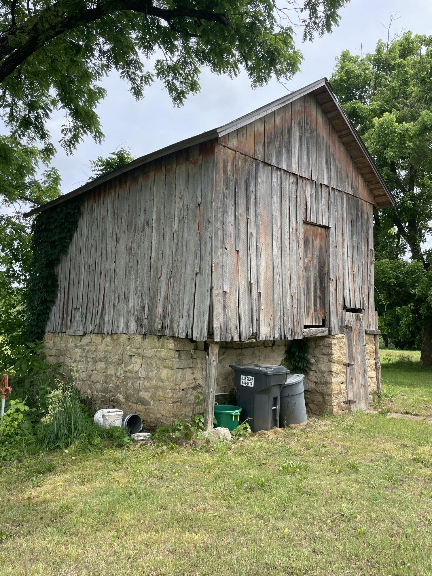 main property photo 19