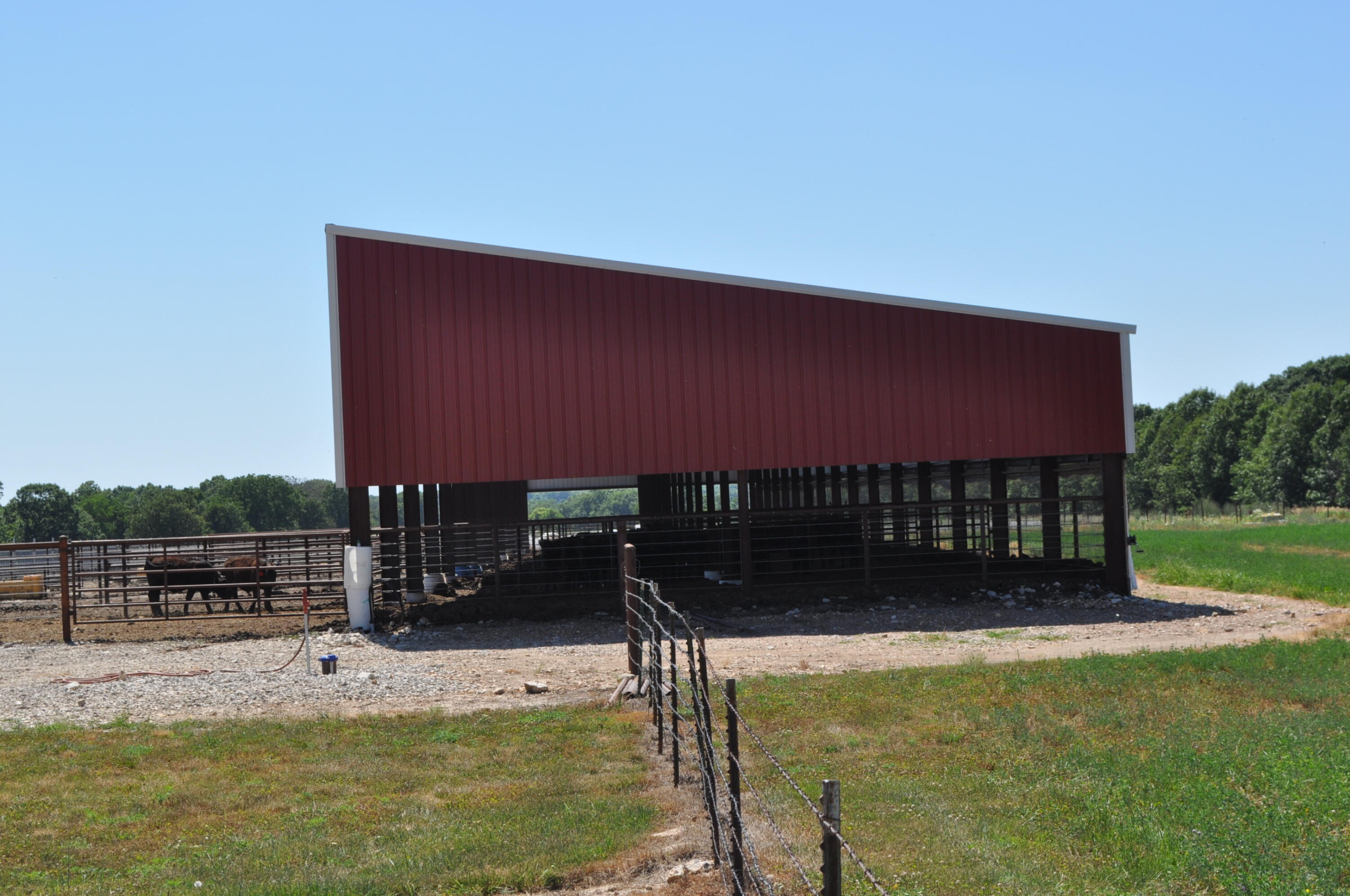 main property photo 22