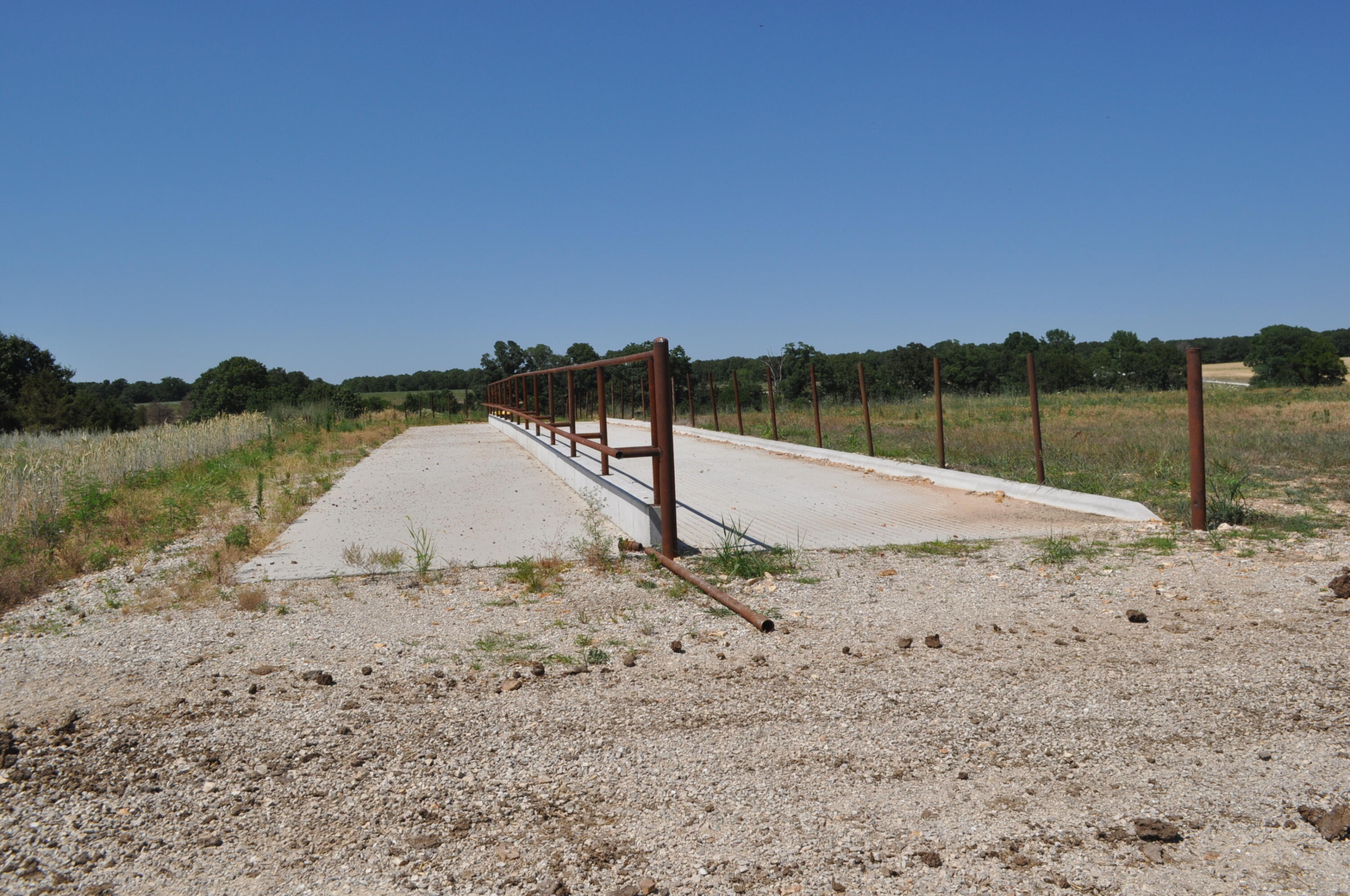 main property photo 23