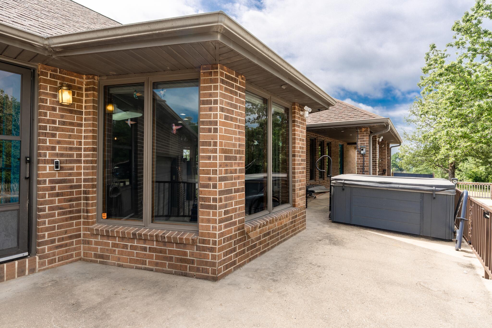 main property photo 29