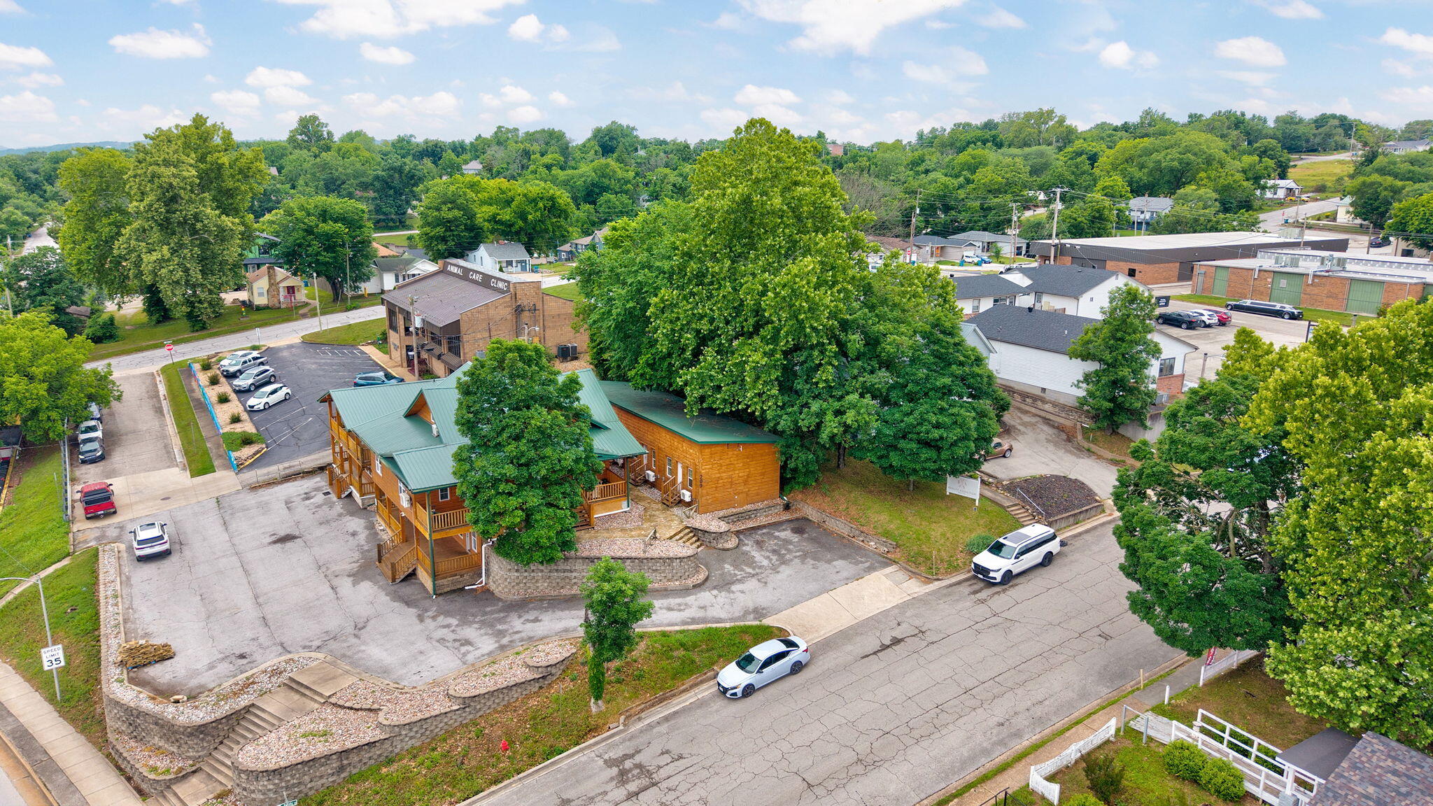 main property photo 2