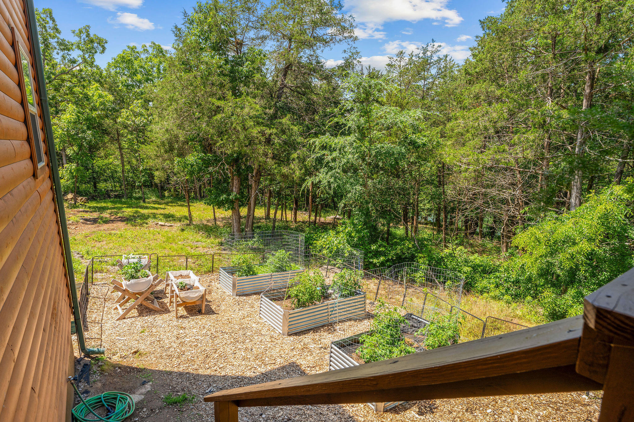 main property photo 30