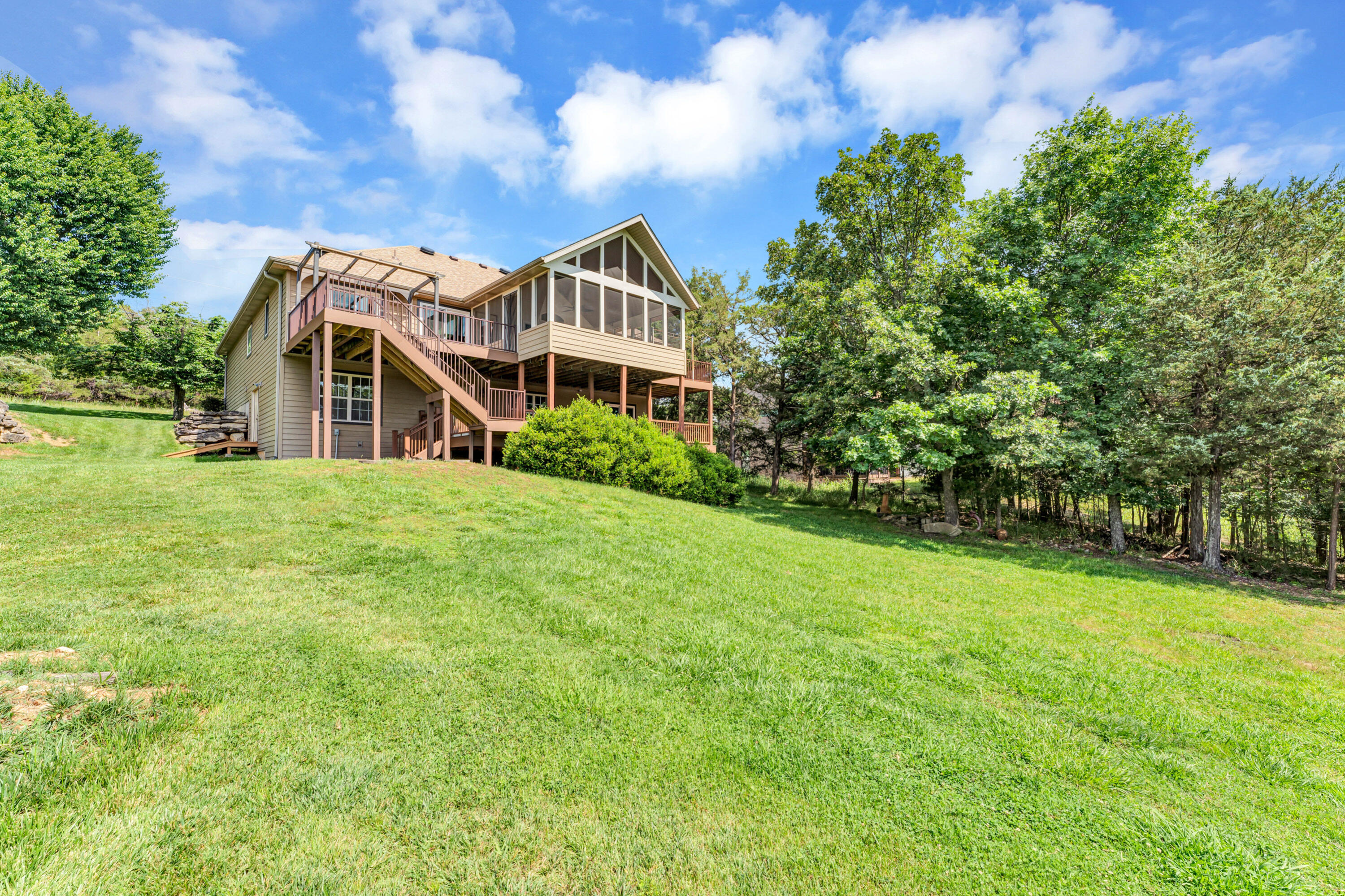 main property photo 48