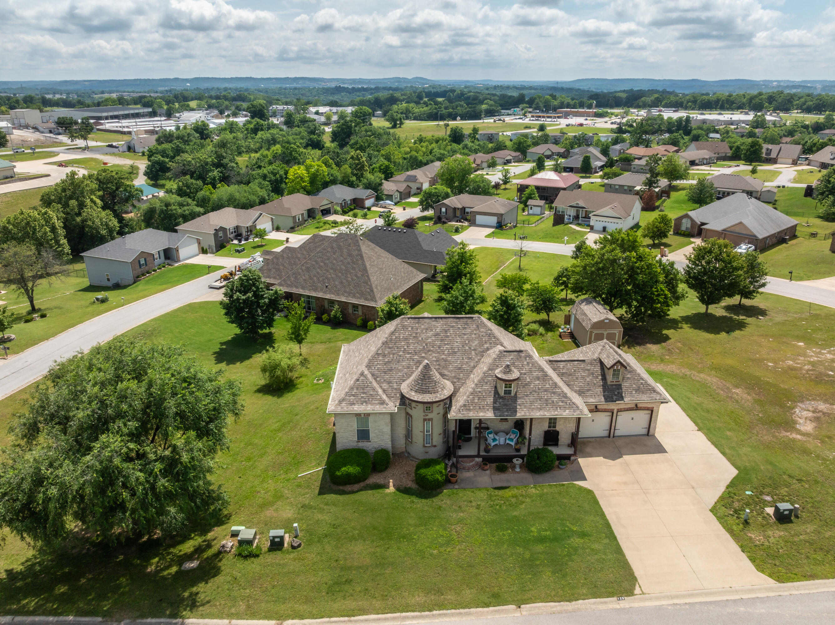 main property photo 43