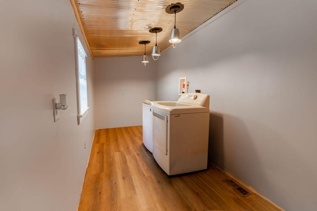property viewer photo 10