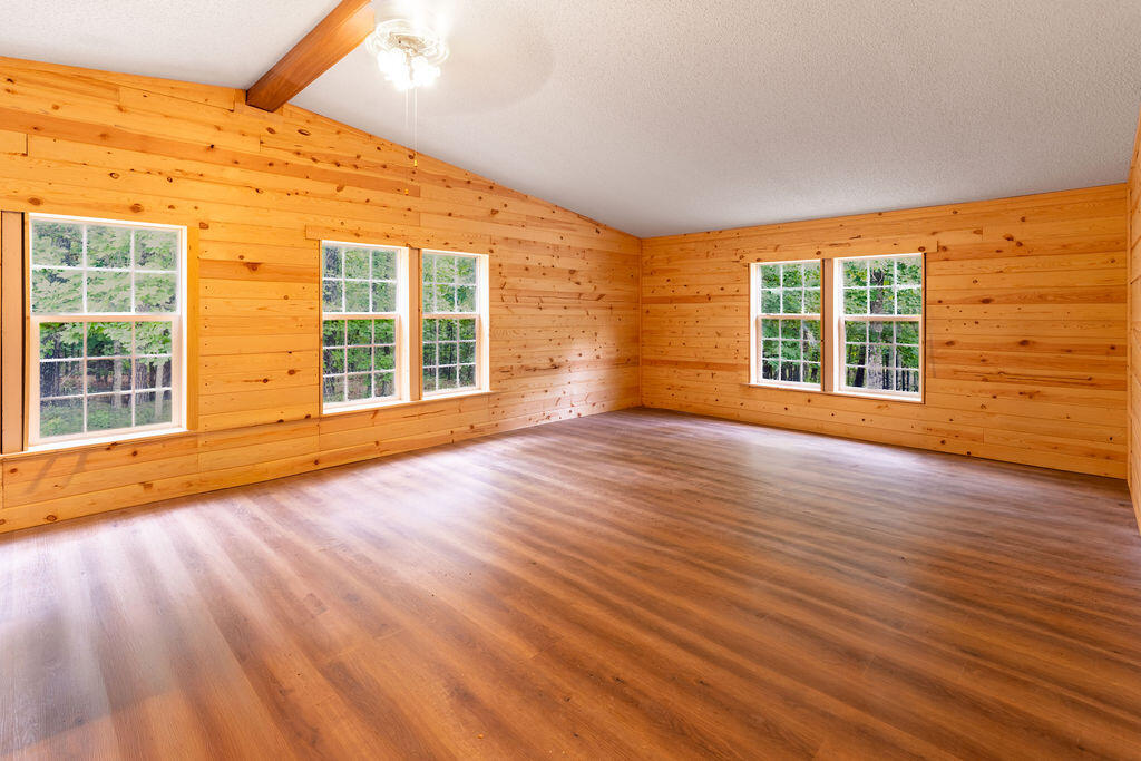 property viewer photo 4