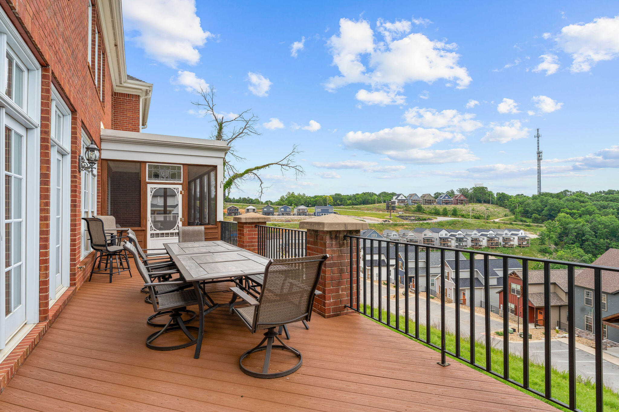 main property photo 49