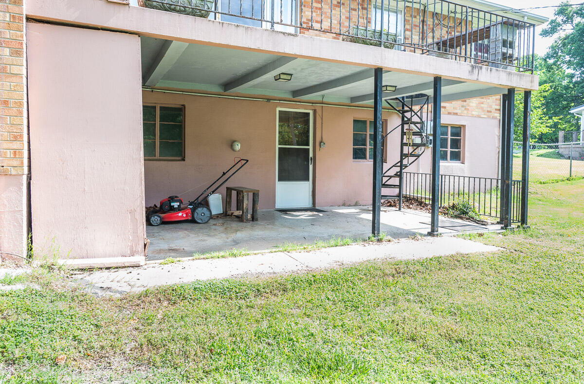main property photo 38