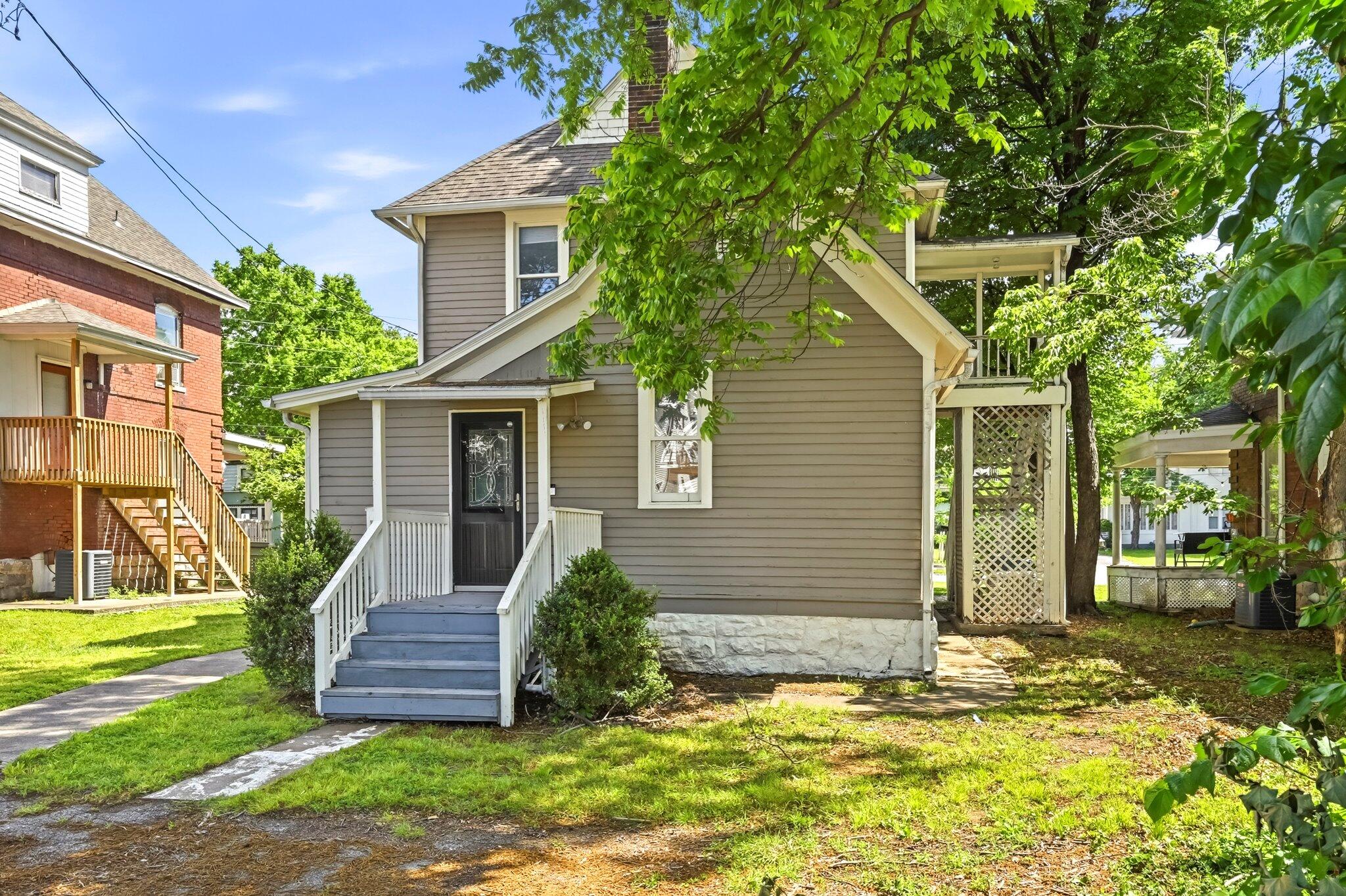 main property photo 39
