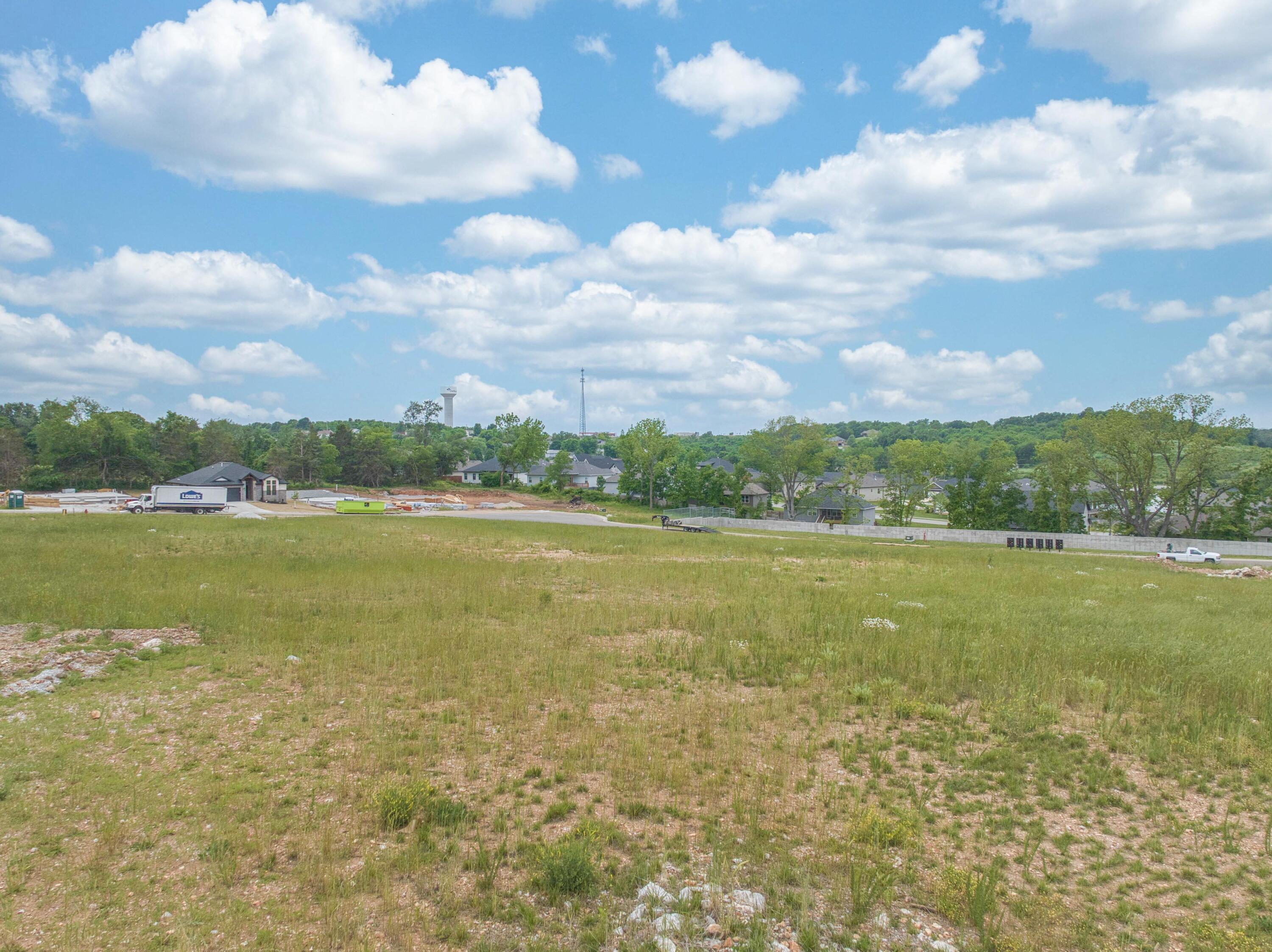 main property photo 14