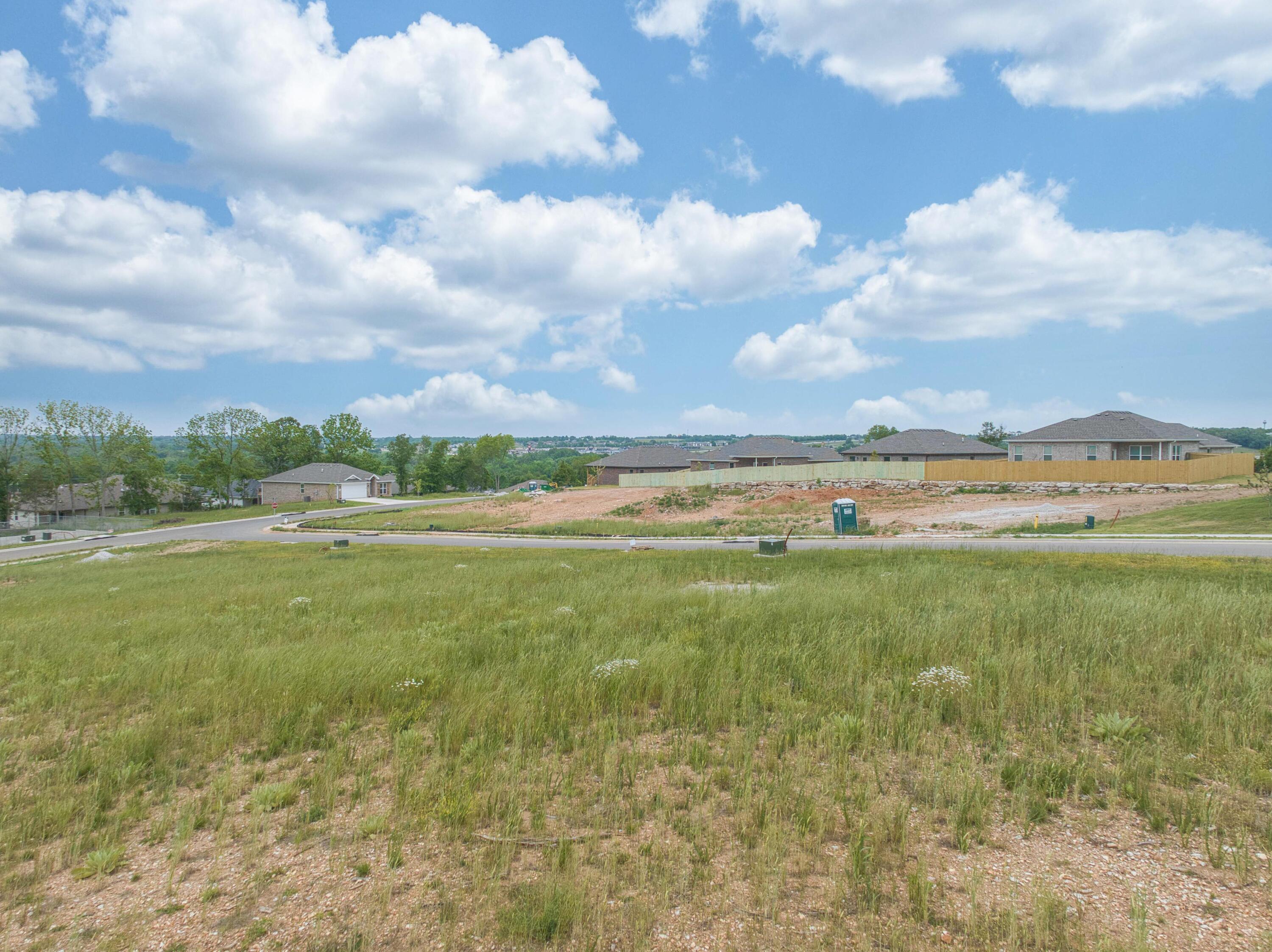 main property photo 13