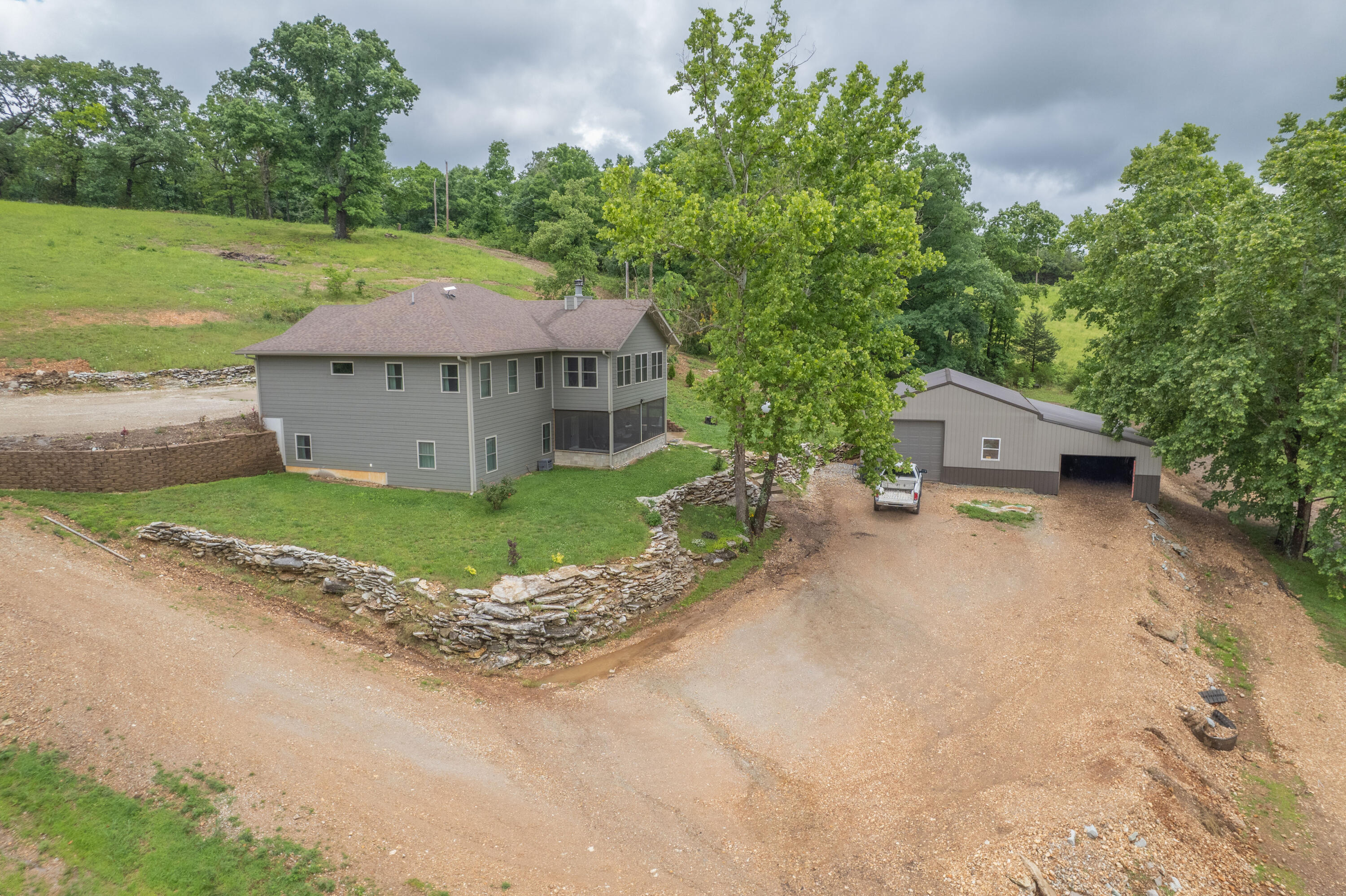 main property photo 51