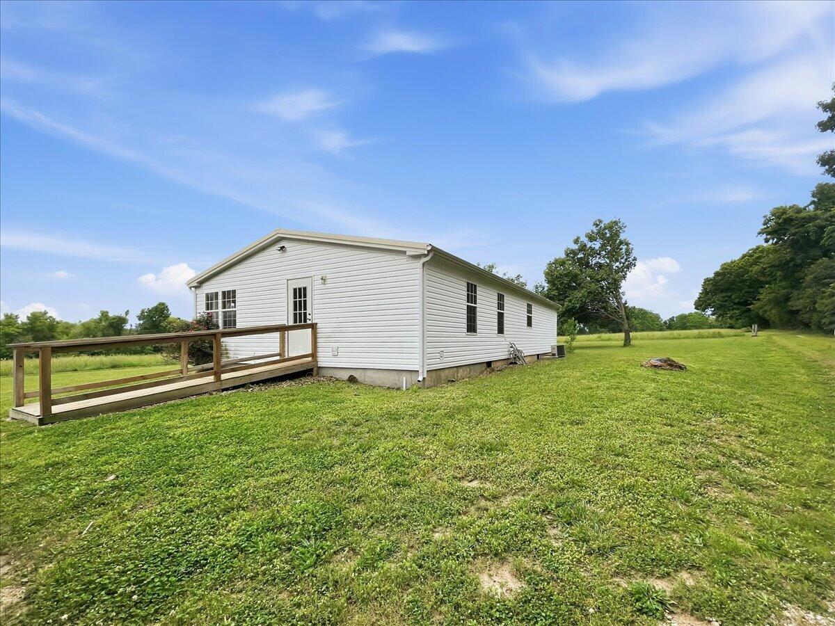 main property photo 32