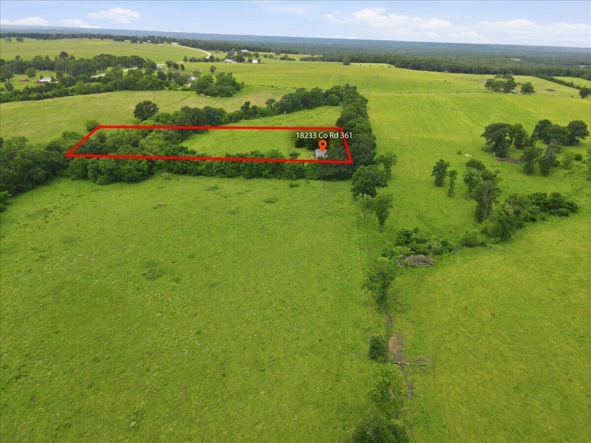 main property photo 50