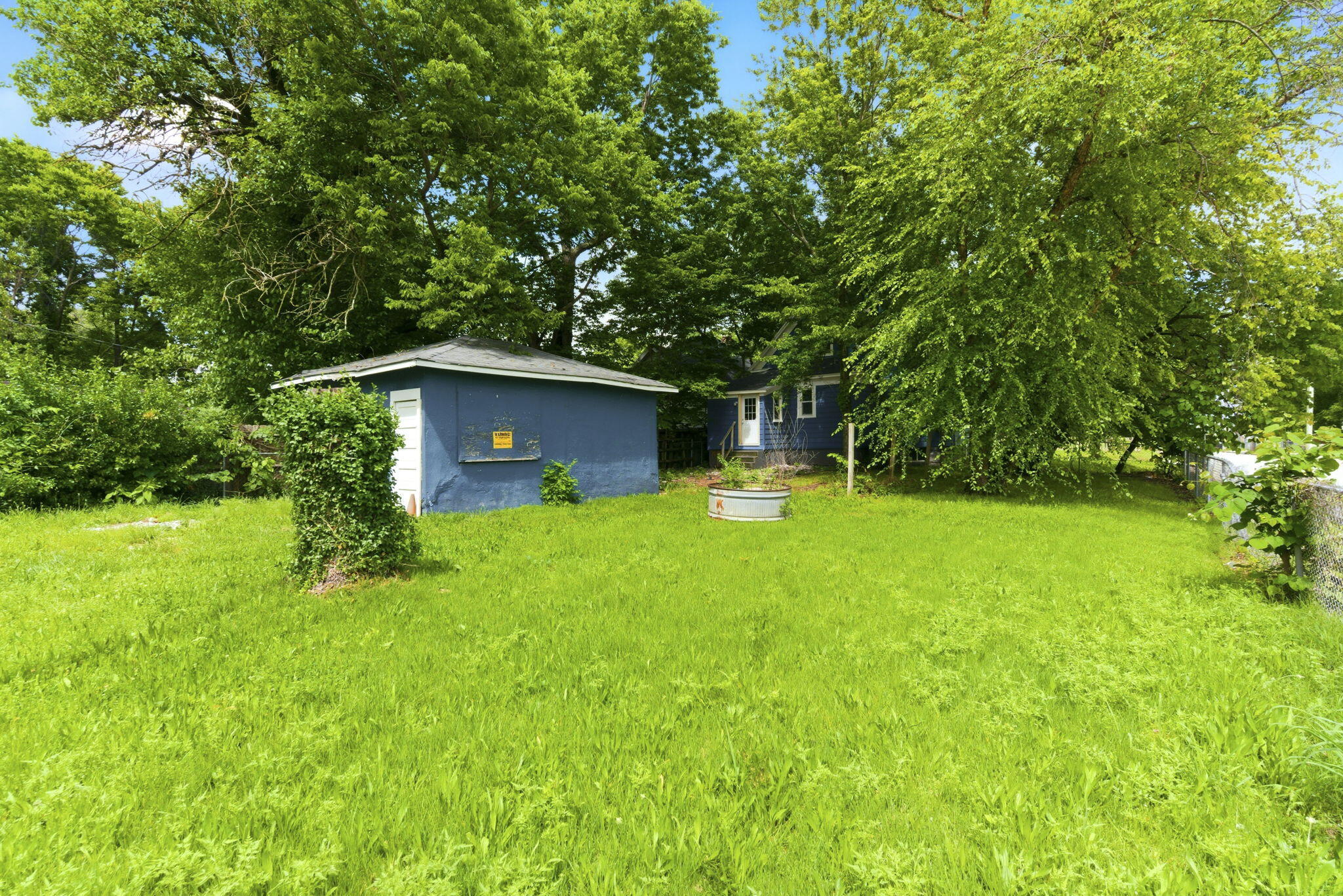 main property photo 36