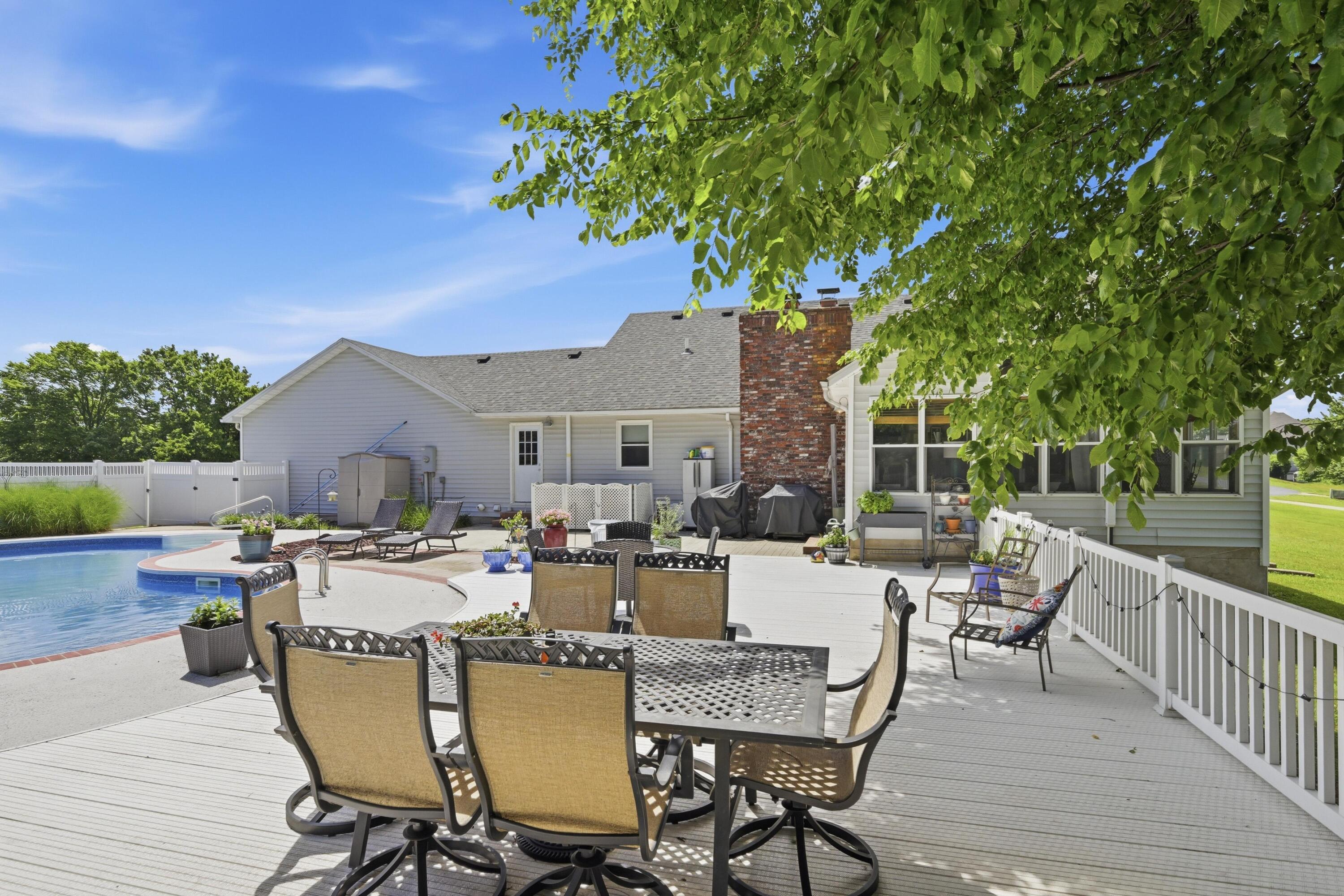 main property photo 66