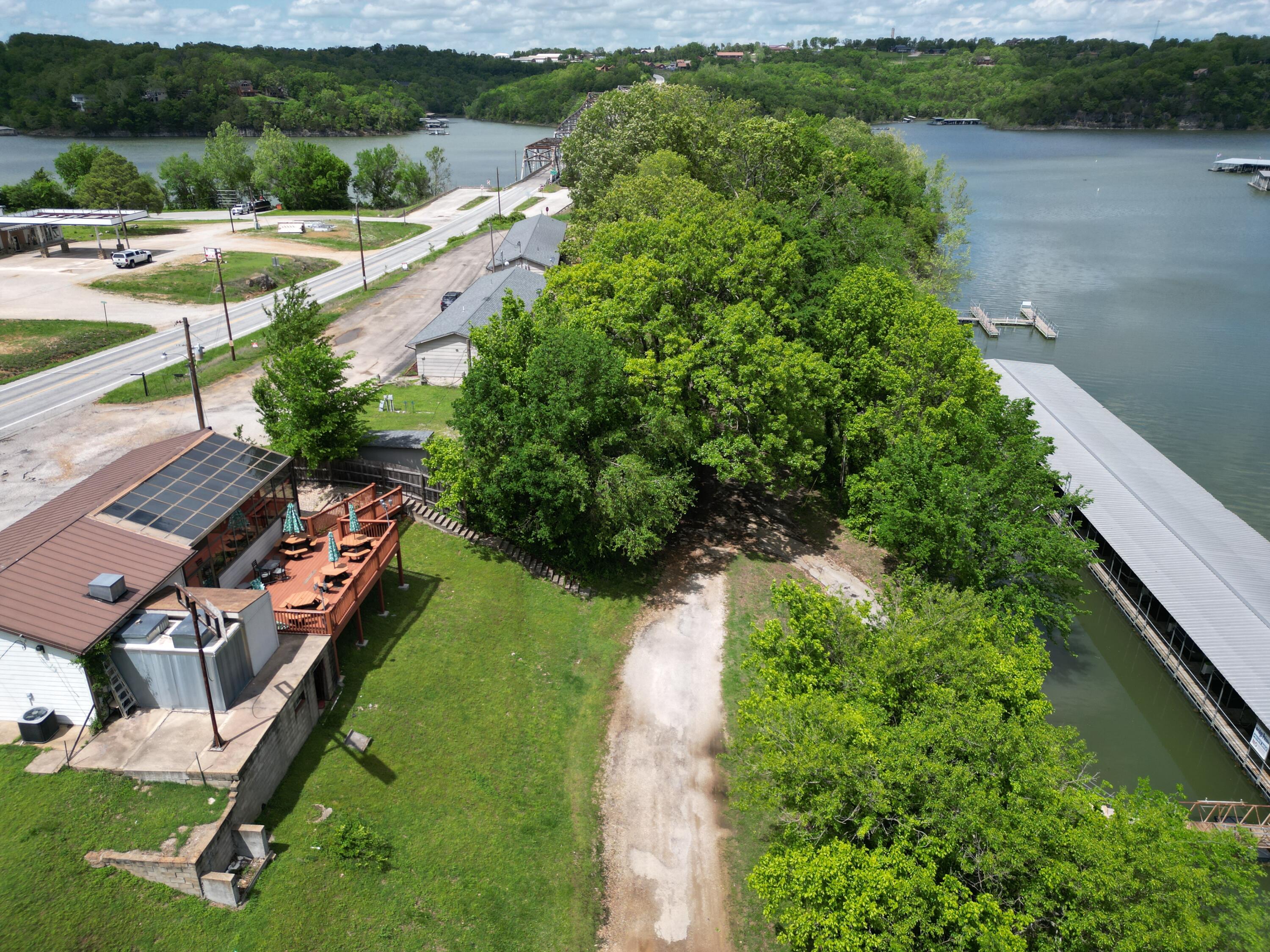 main property photo 19