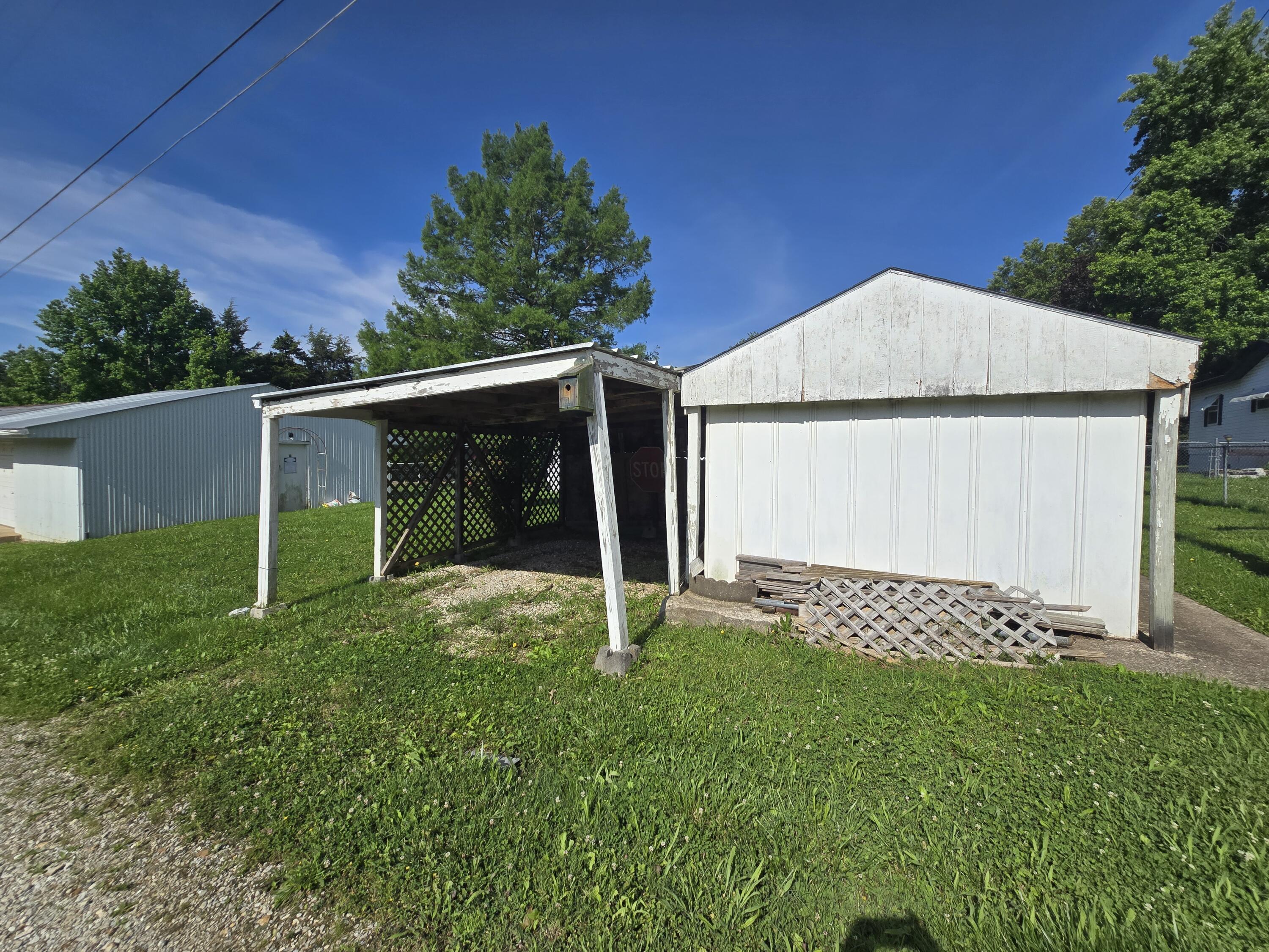 main property photo 29