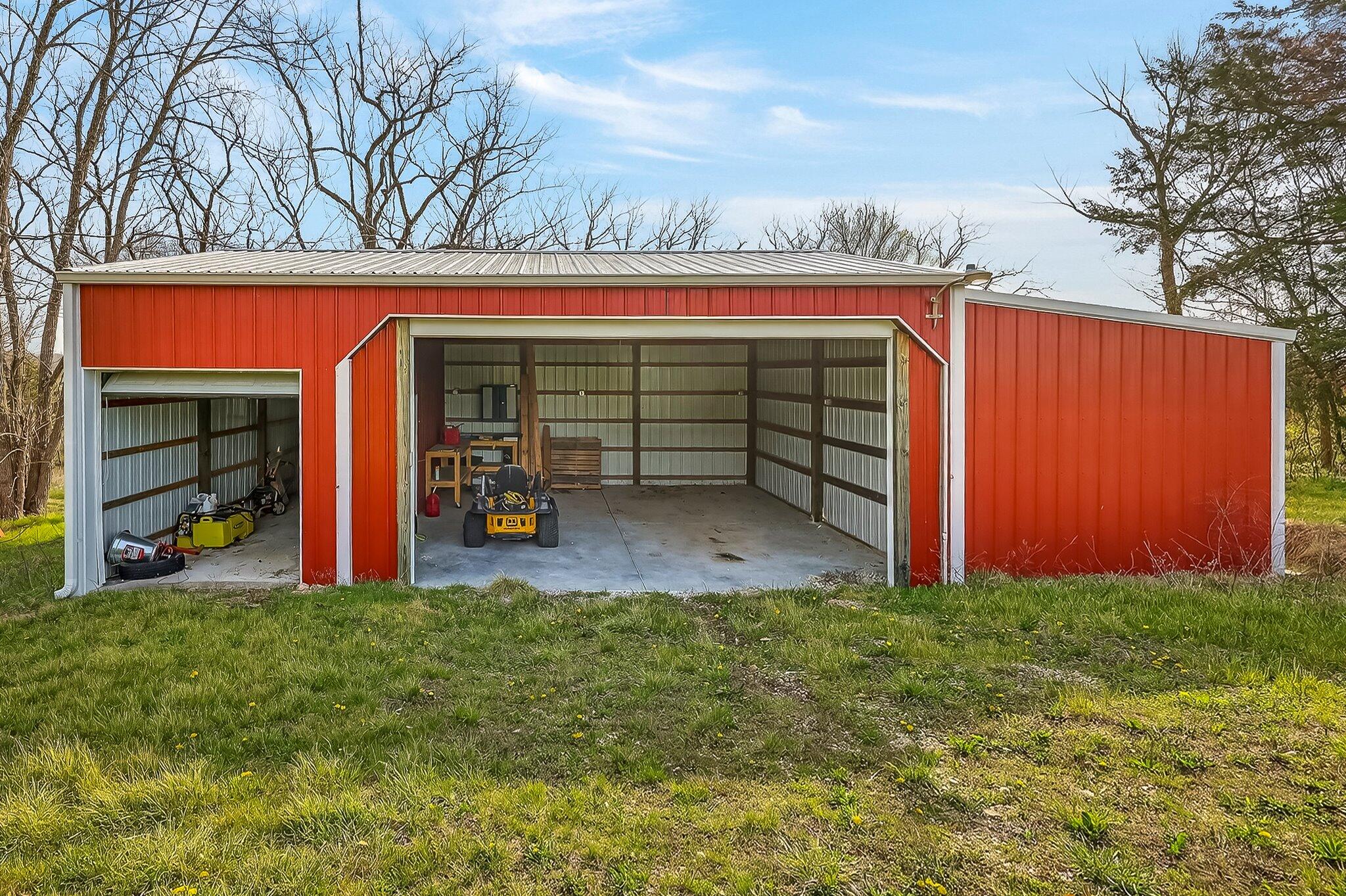 main property photo 34
