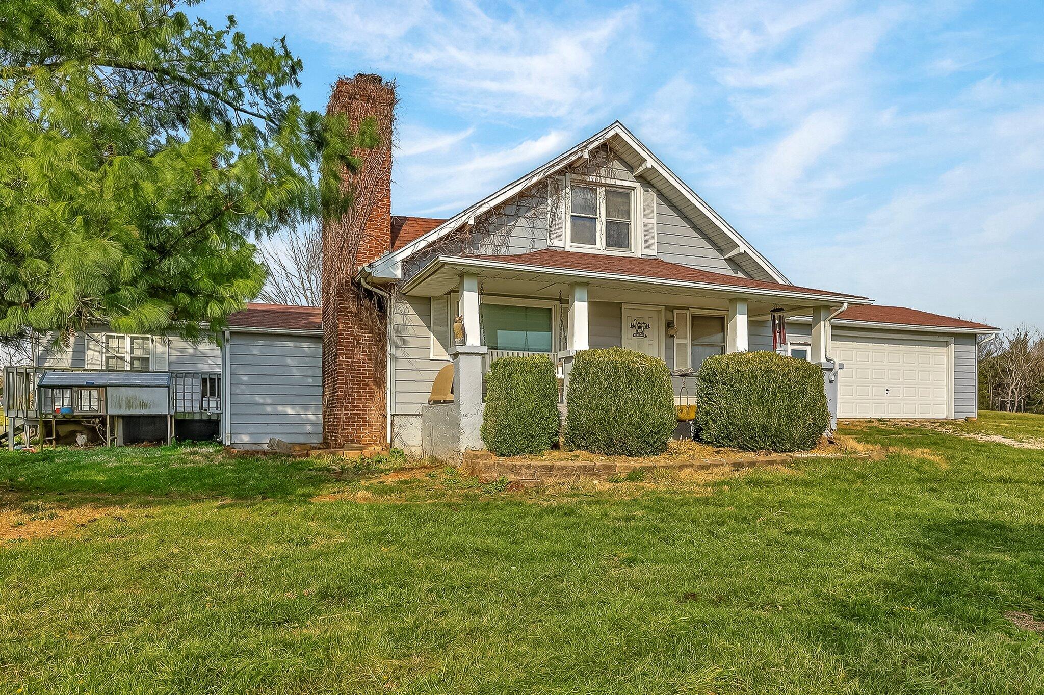 main property photo 10
