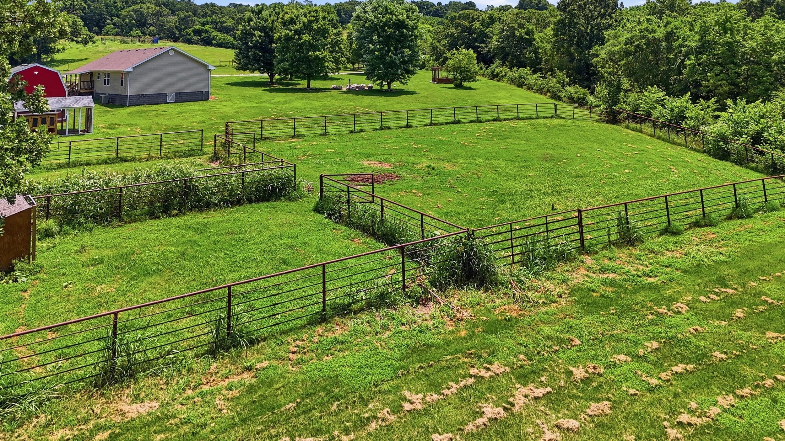 main property photo 11