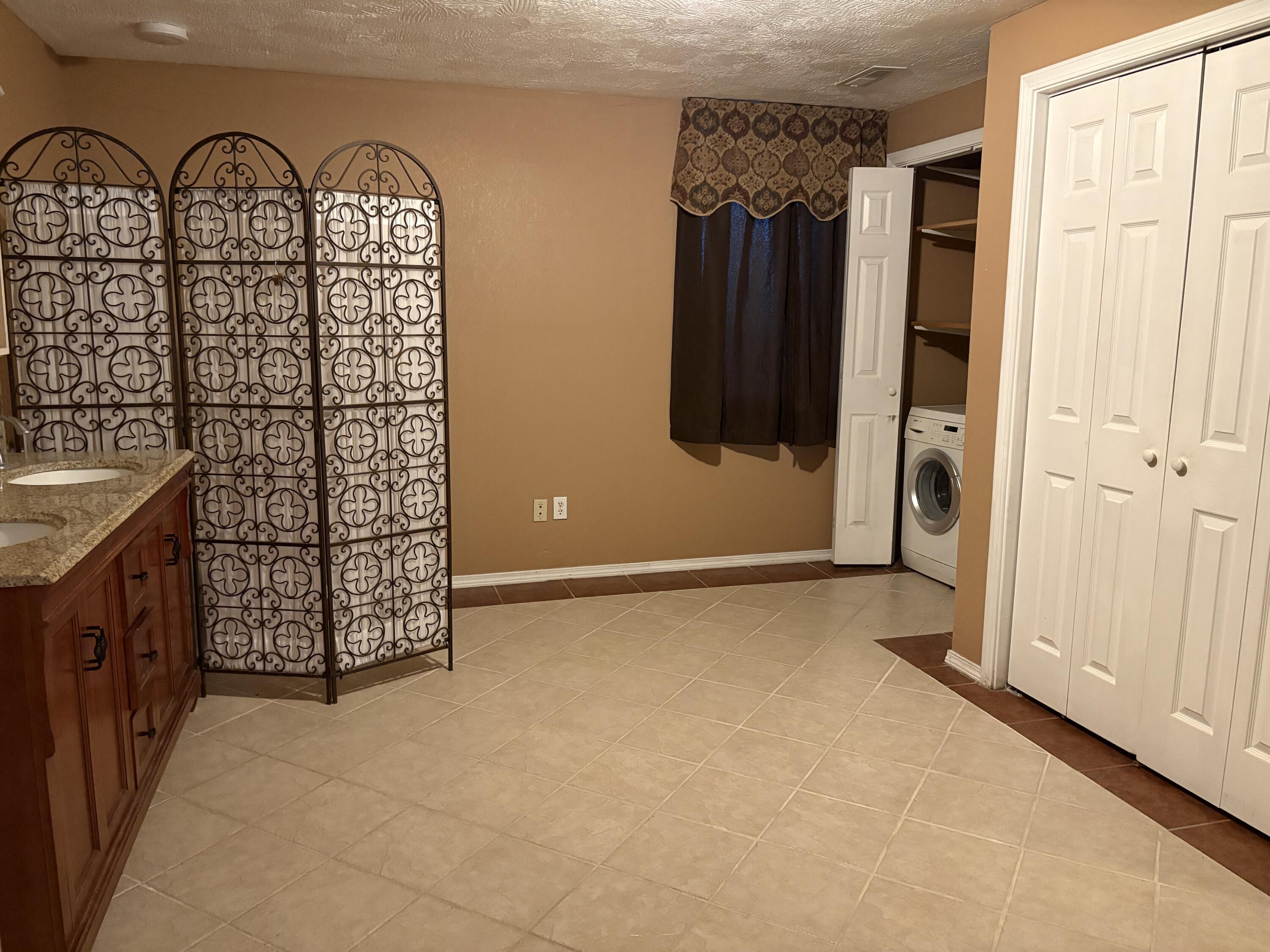 main property photo 67